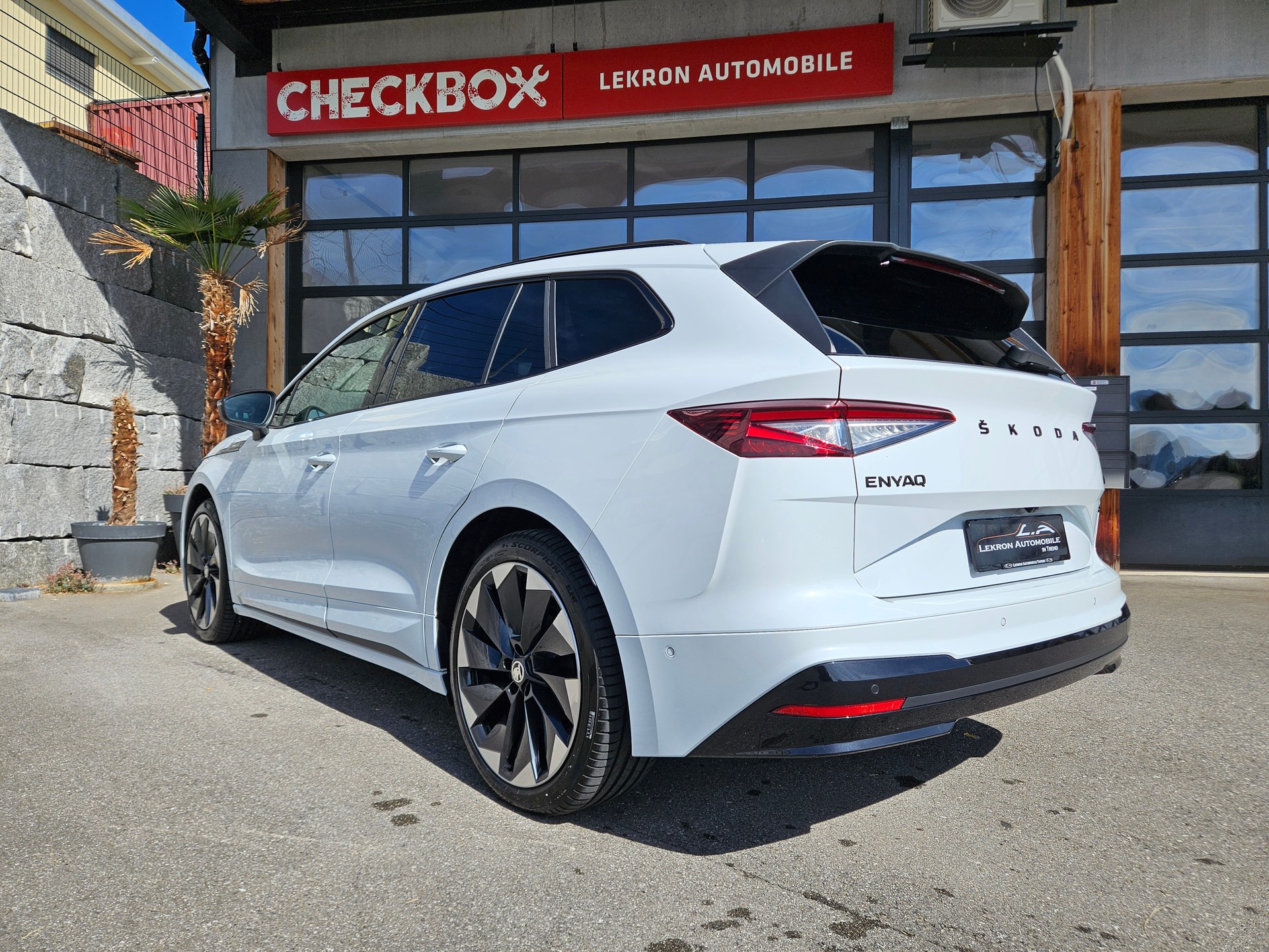SKODA Enyaq iV 80 SportLine-image-4