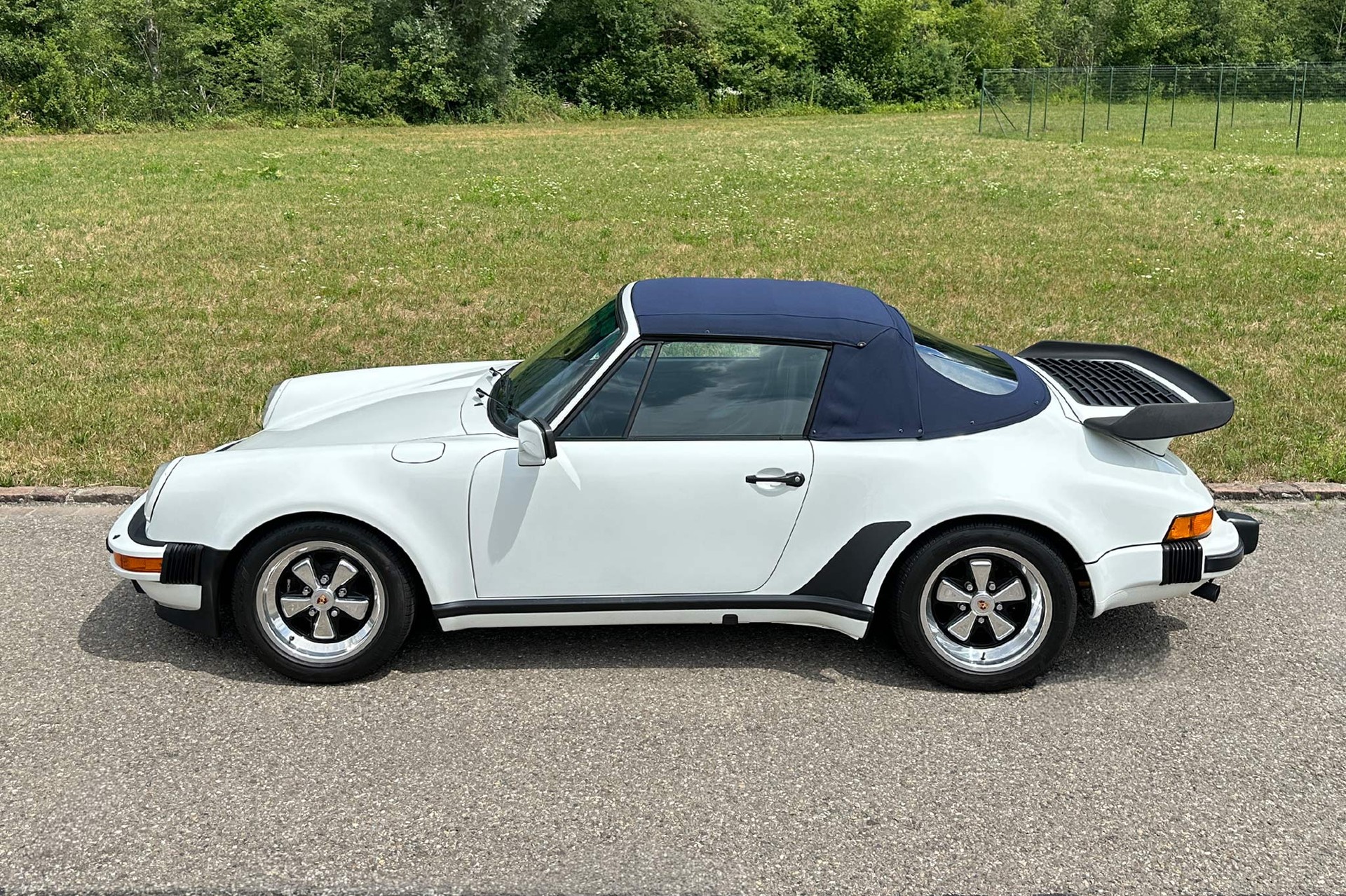 PORSCHE 911 Carrera WTL-Cabriolet-image-10