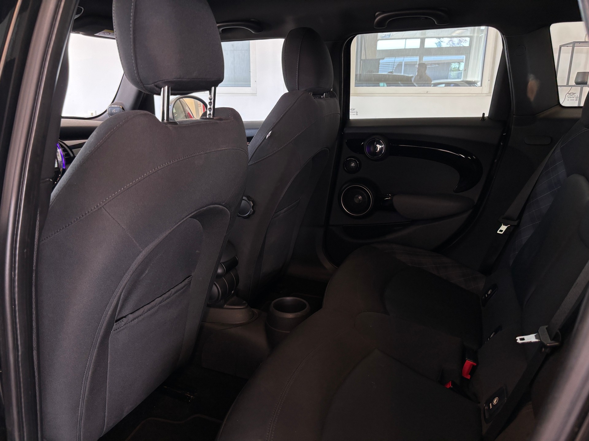 MINI Cooper S-image-11