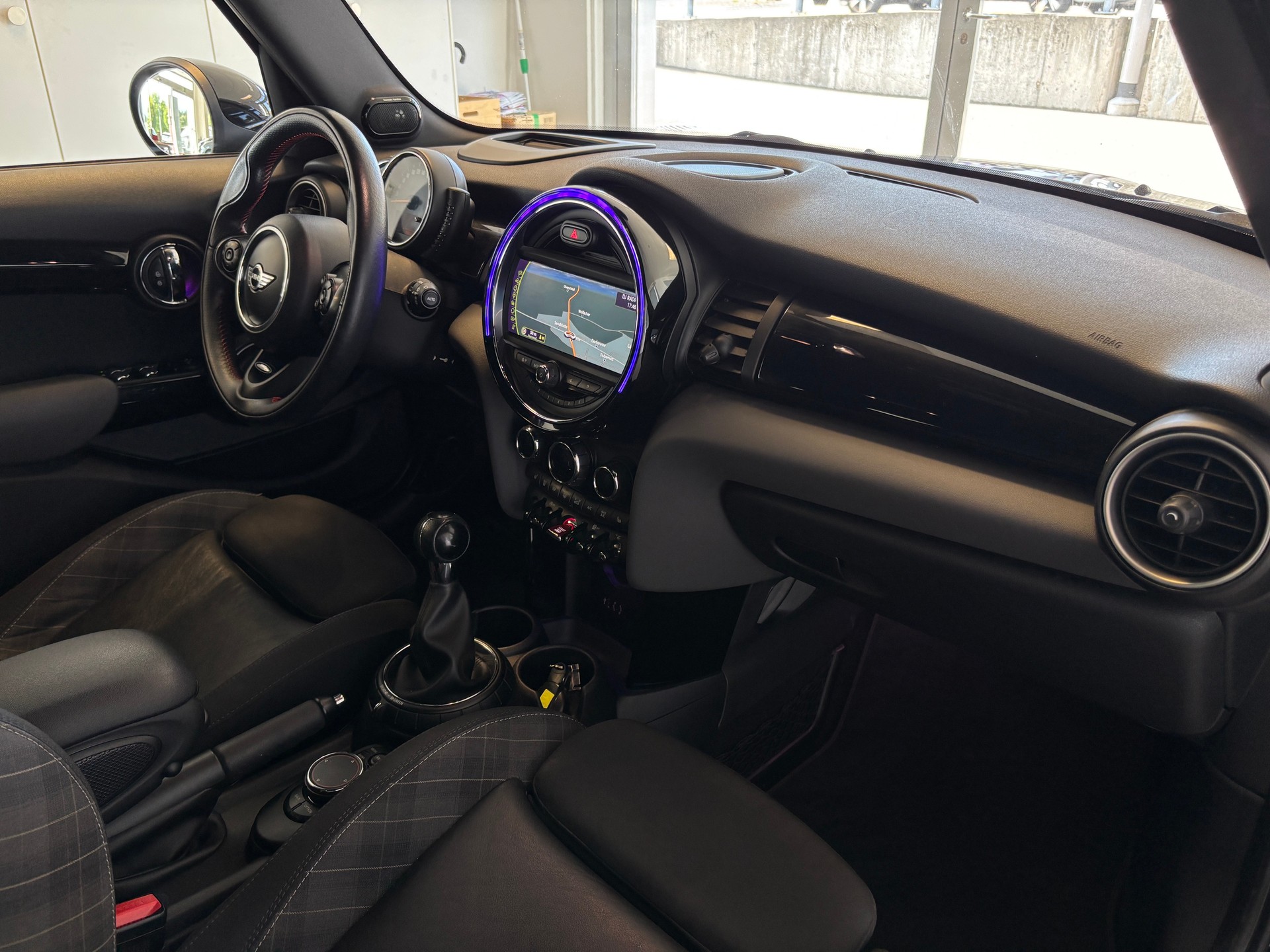 MINI Cooper S-image-7