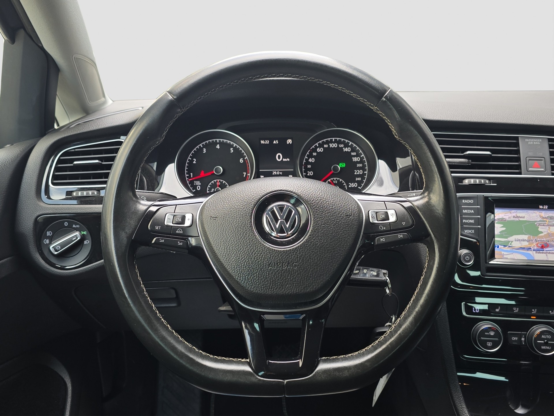VW Golf 1.4 TSI Cup DSG-image-11