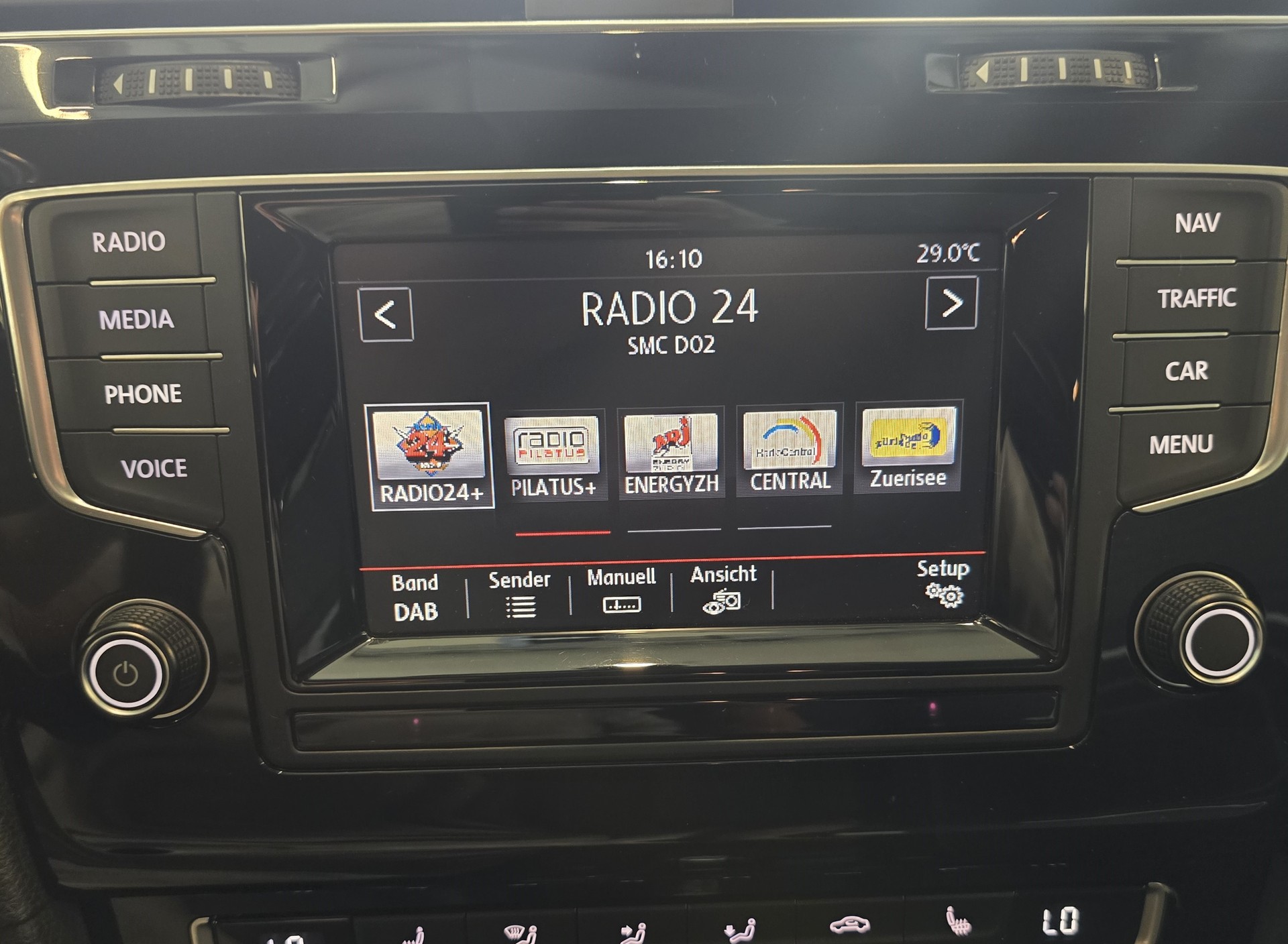 VW Golf 1.4 TSI Cup DSG-image-17