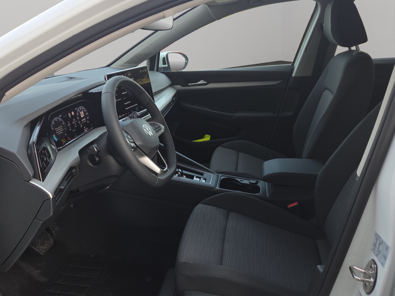 VW Golf 1.5 e TSI mHEV Value DSG-image-5