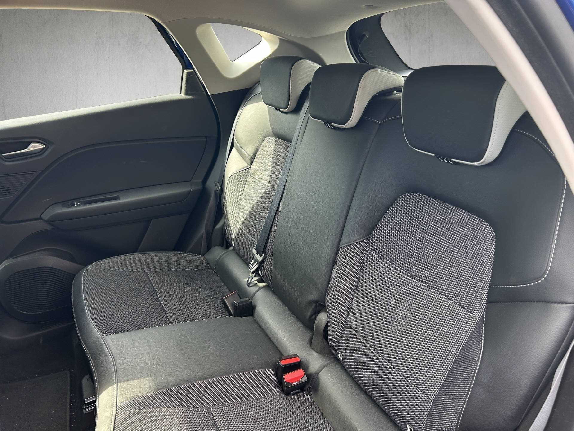 RENAULT Captur 1.6 E-Tech Plug-in Intens-image-13