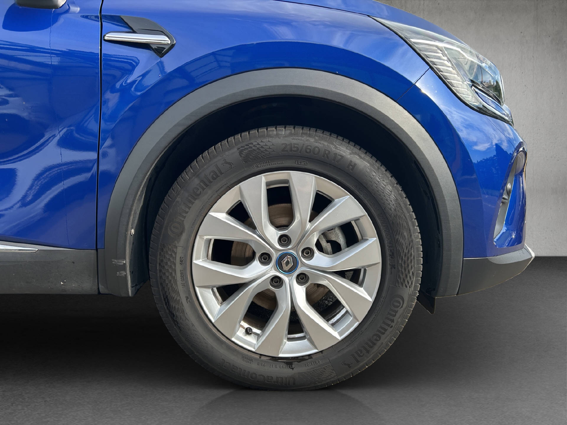 RENAULT Captur 1.6 E-Tech Plug-in Intens-image-23