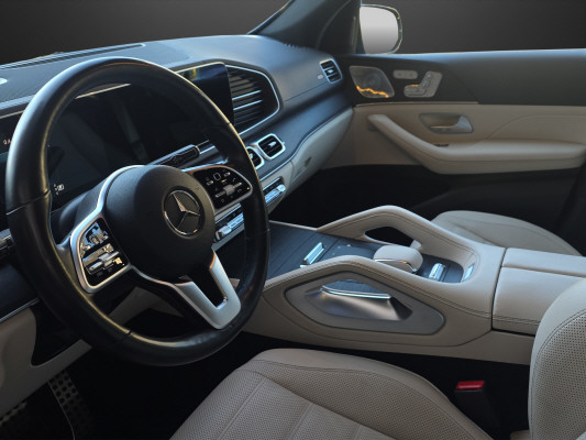 MERCEDES-BENZ GLS 400 d AMG L.4M-image-6