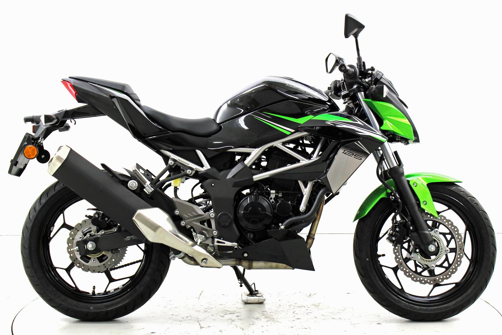 KAWASAKI Z 125 ABS-showroom-element-3