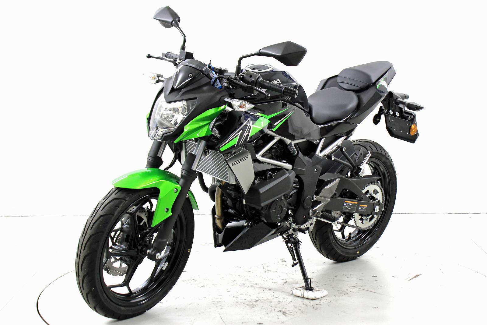 KAWASAKI Z 125 ABS-showroom-element-2