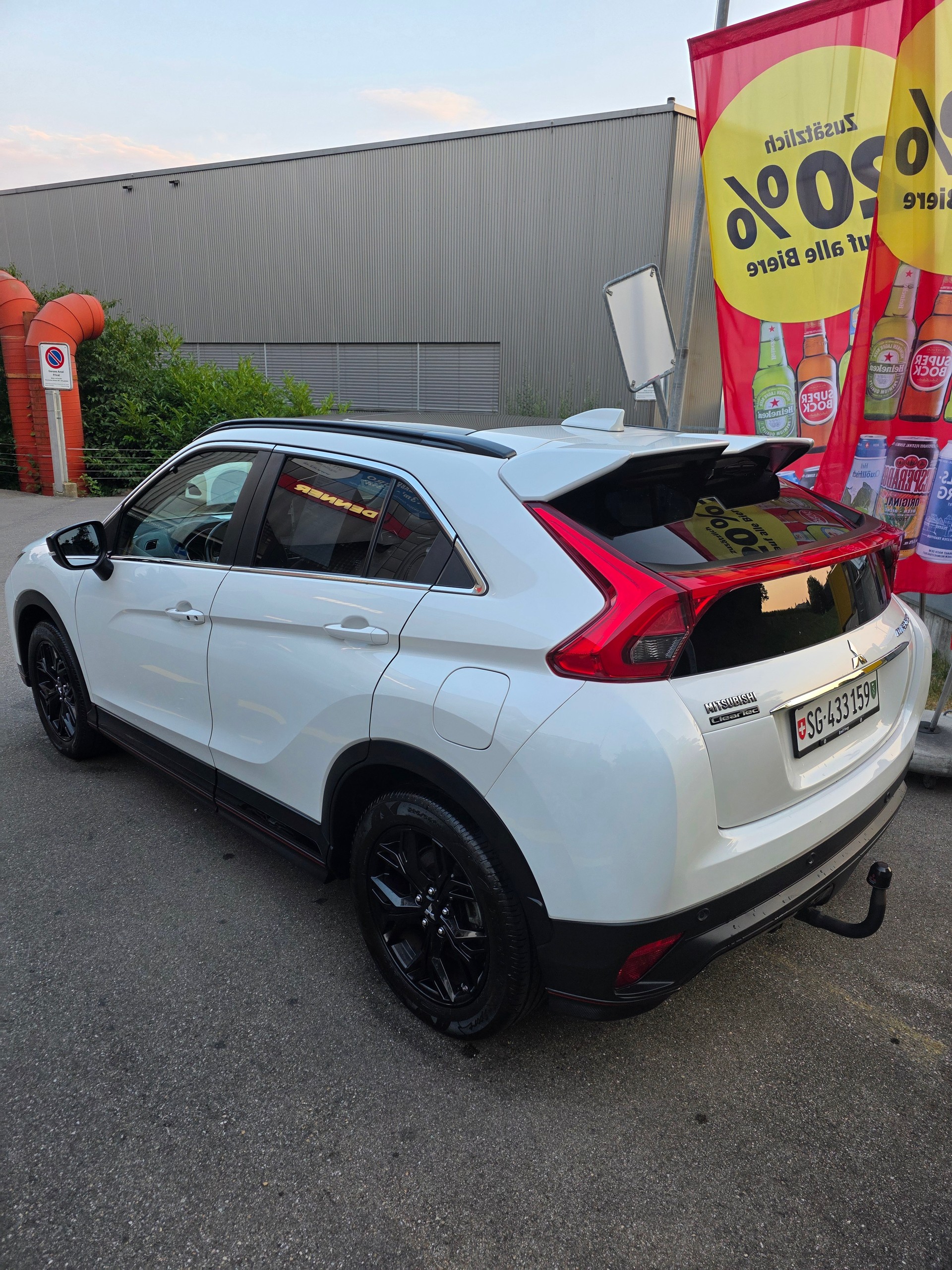 MITSUBISHI Eclipse Cross 1.5 T-Mivec Diamond Black Line 4WD CVT-image-8
