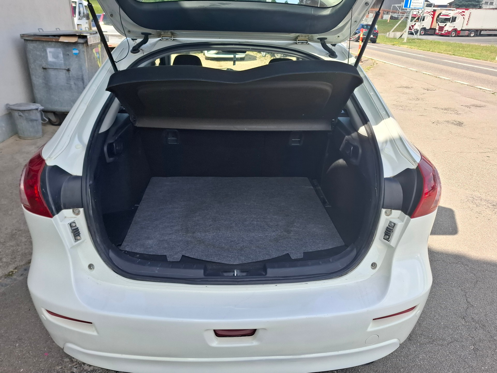 MITSUBISHI Lancer Sportback 1.8 diamod sb-image-6