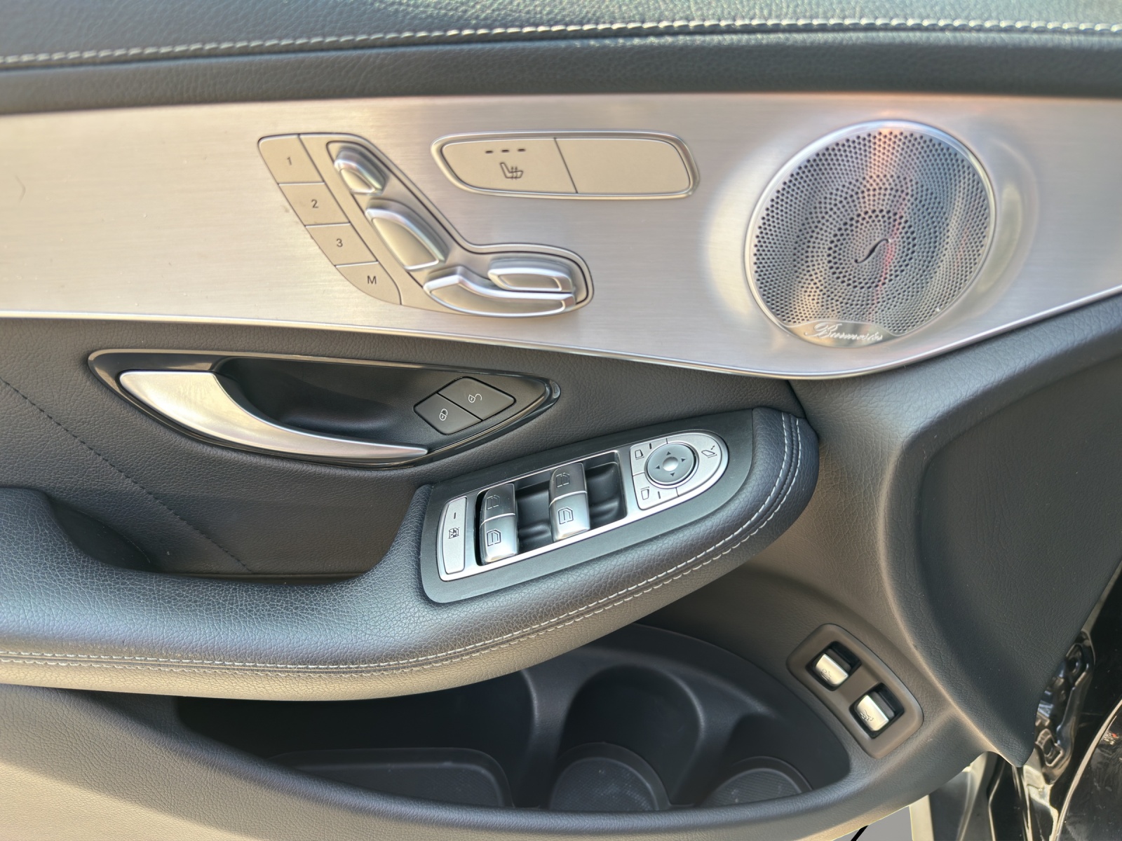 MERCEDES-BENZ GLC 250 d AMG Line 4Matic-image-14