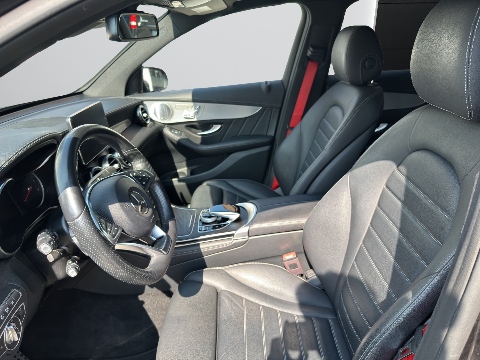 MERCEDES-BENZ GLC 250 d AMG Line 4Matic-image-6