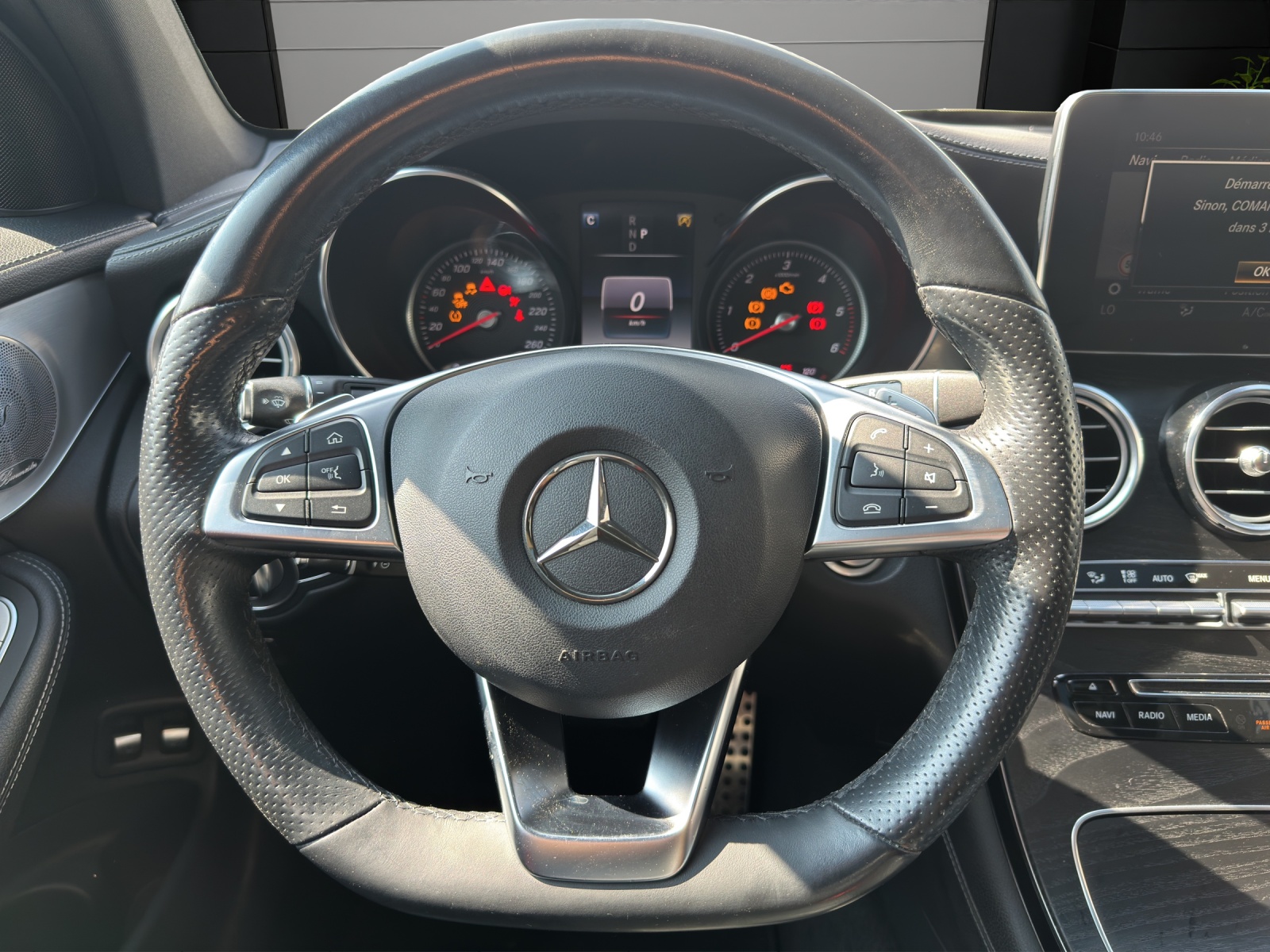 MERCEDES-BENZ GLC 250 d AMG Line 4Matic-image-9