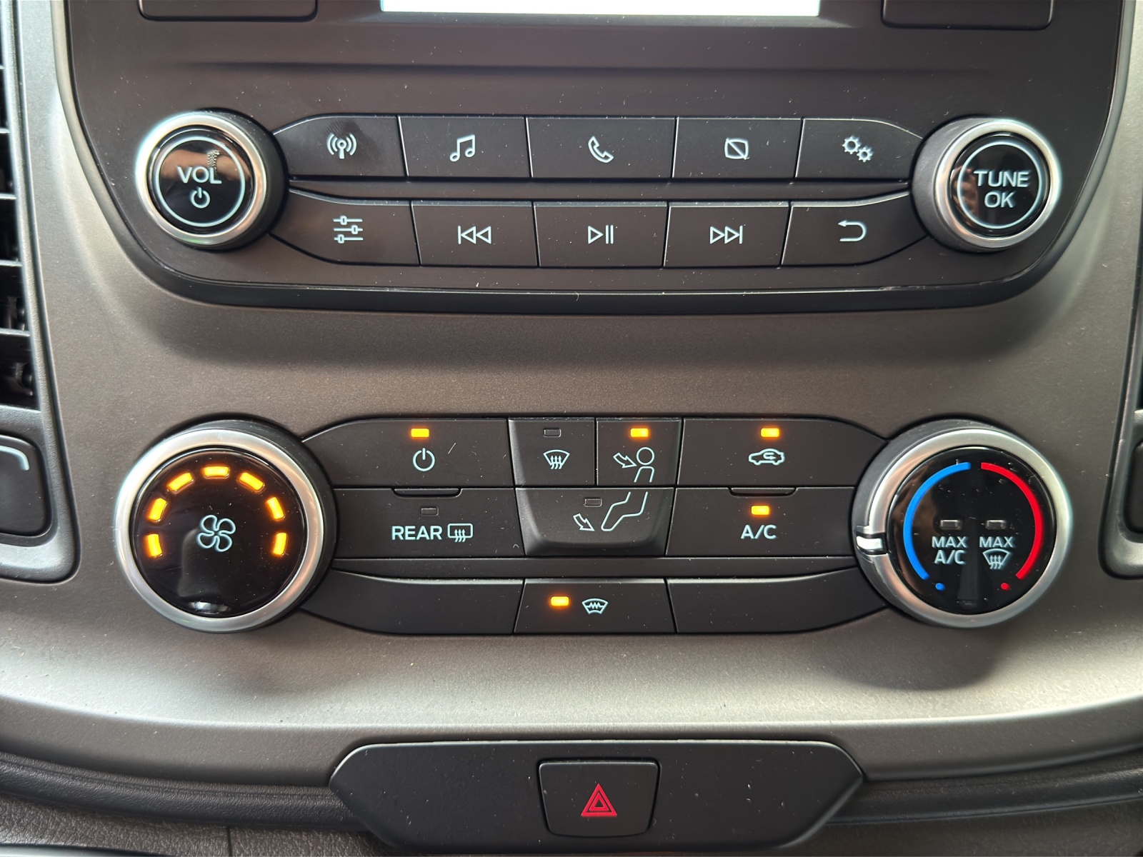 FORD Transit Custom Van 300 L2H1 Trend-image-11
