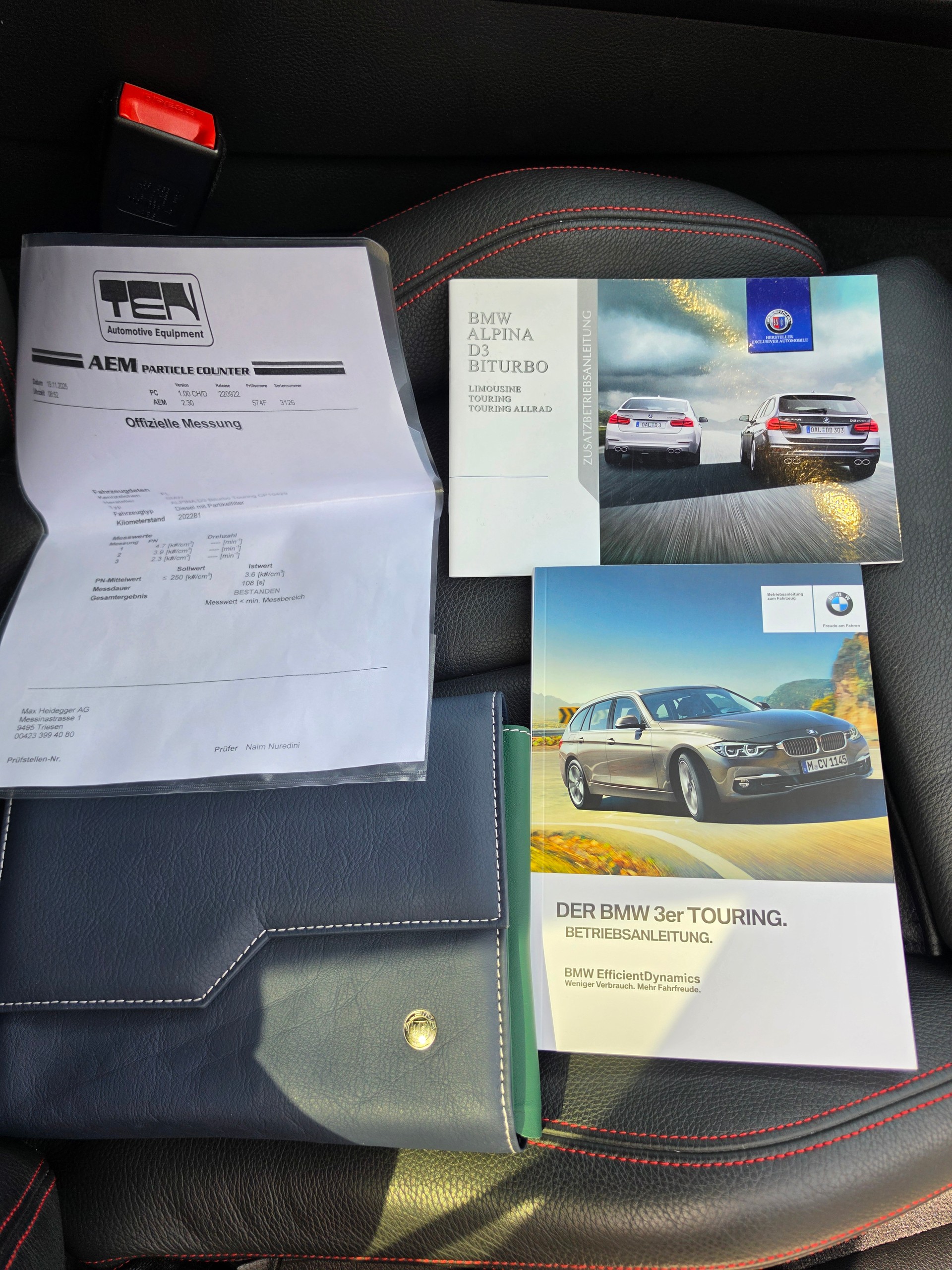 BMW-ALPINA D3 BiTurbo Touring 3.0d xDrive Switch-Tronic-image-14