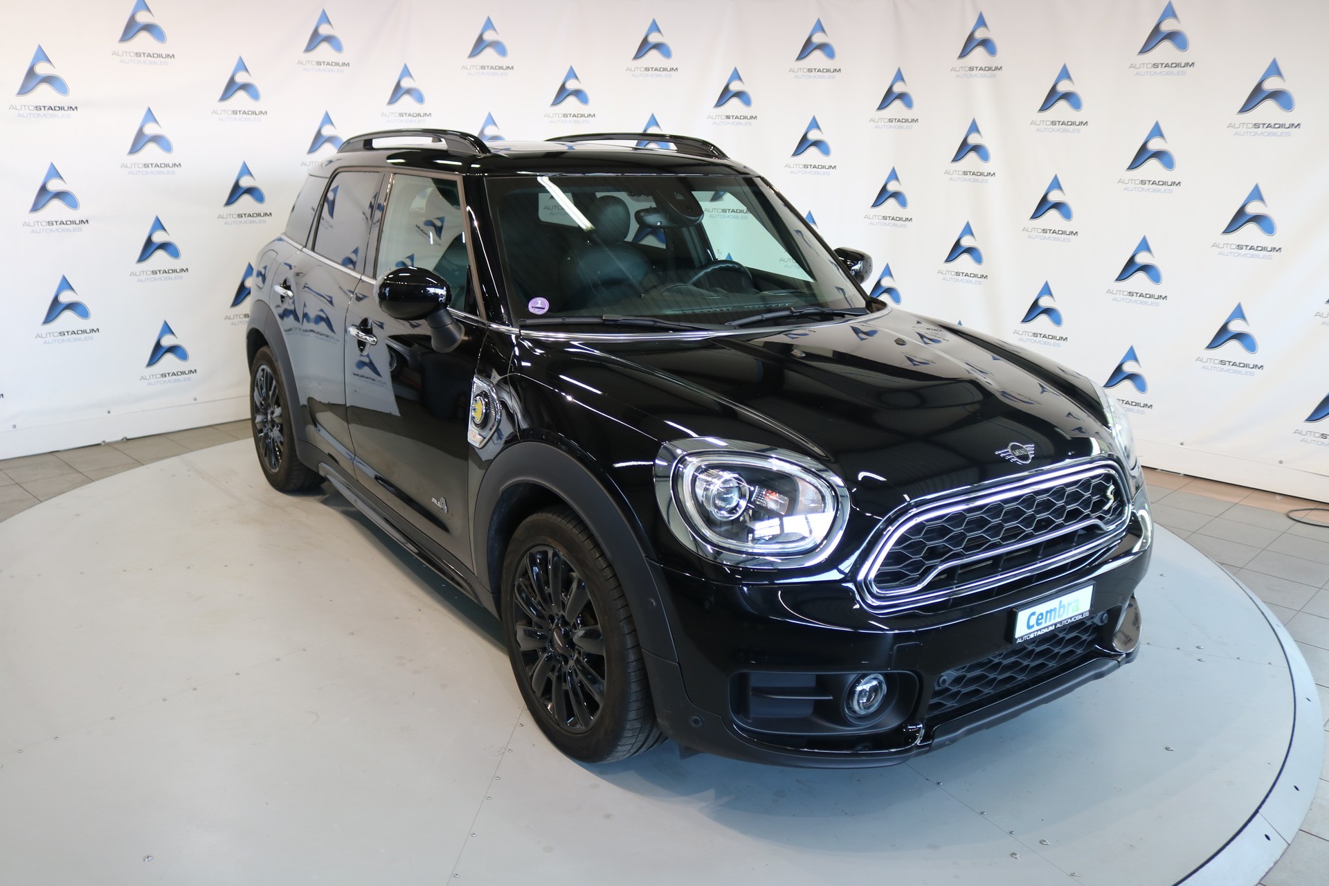 MINI Countryman Cooper S E ALL4 PHEV Steptronic-image-7