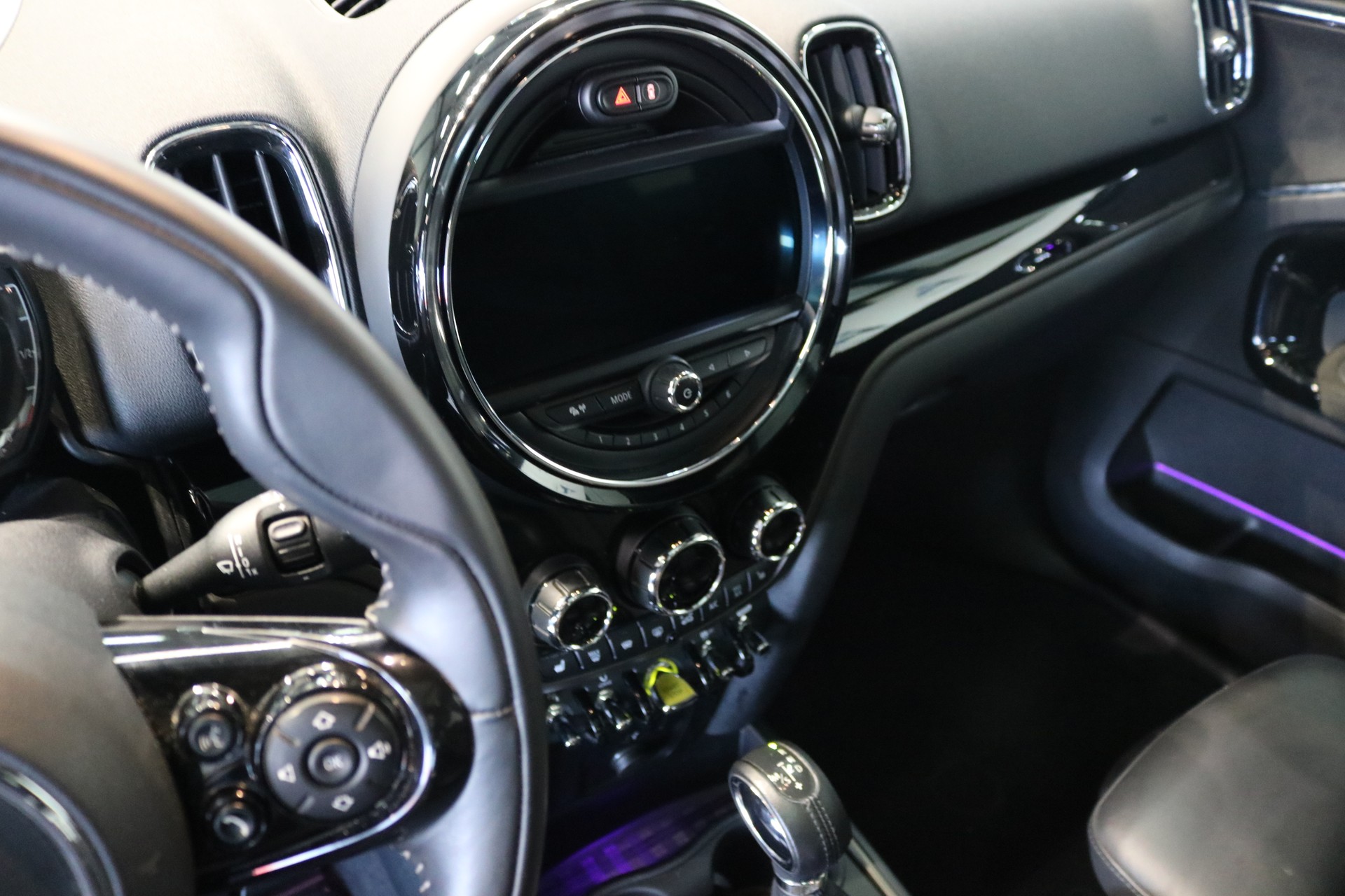 MINI Countryman Cooper S E ALL4 PHEV Steptronic-image-44