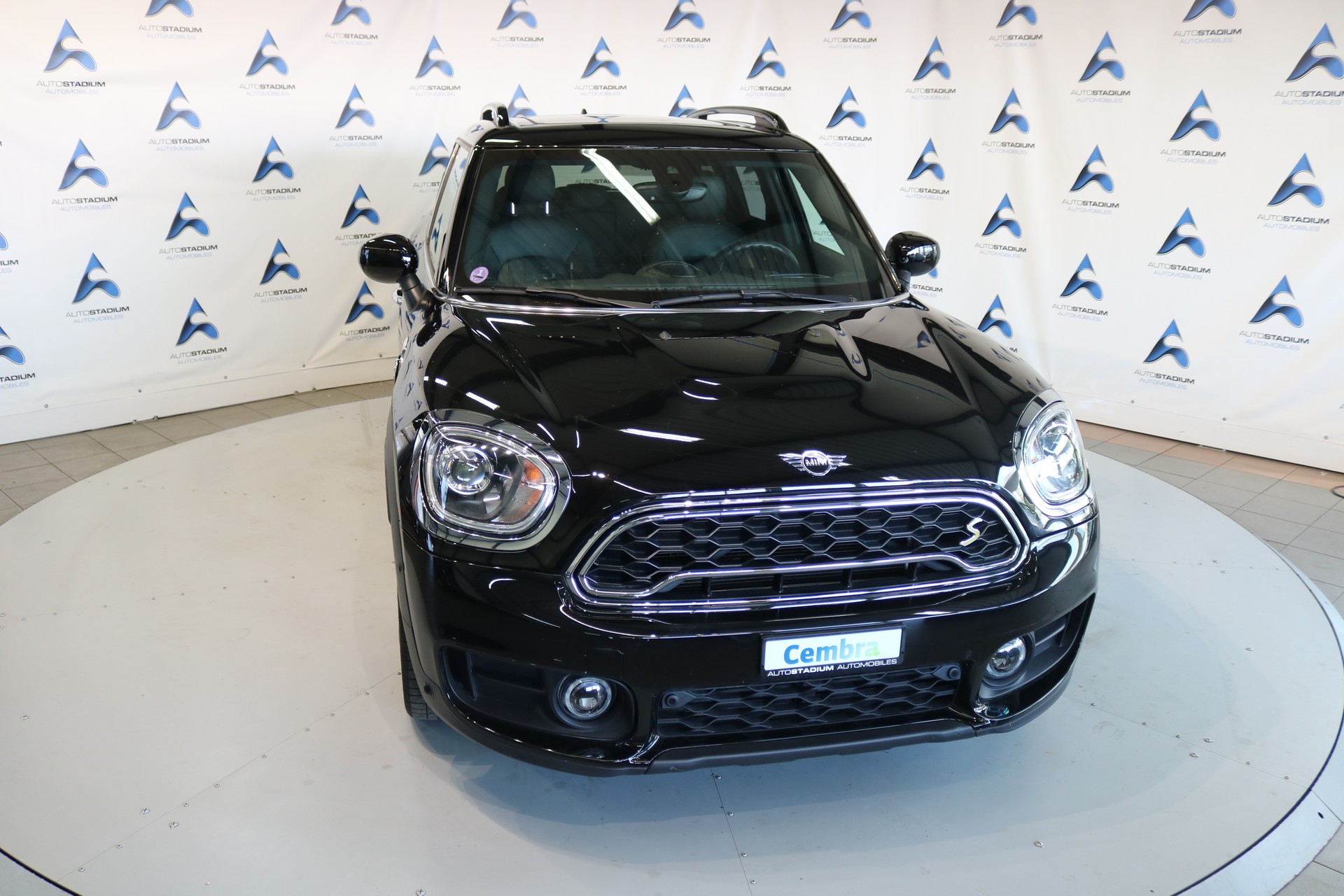 MINI Countryman Cooper S E ALL4 PHEV Steptronic-image-9