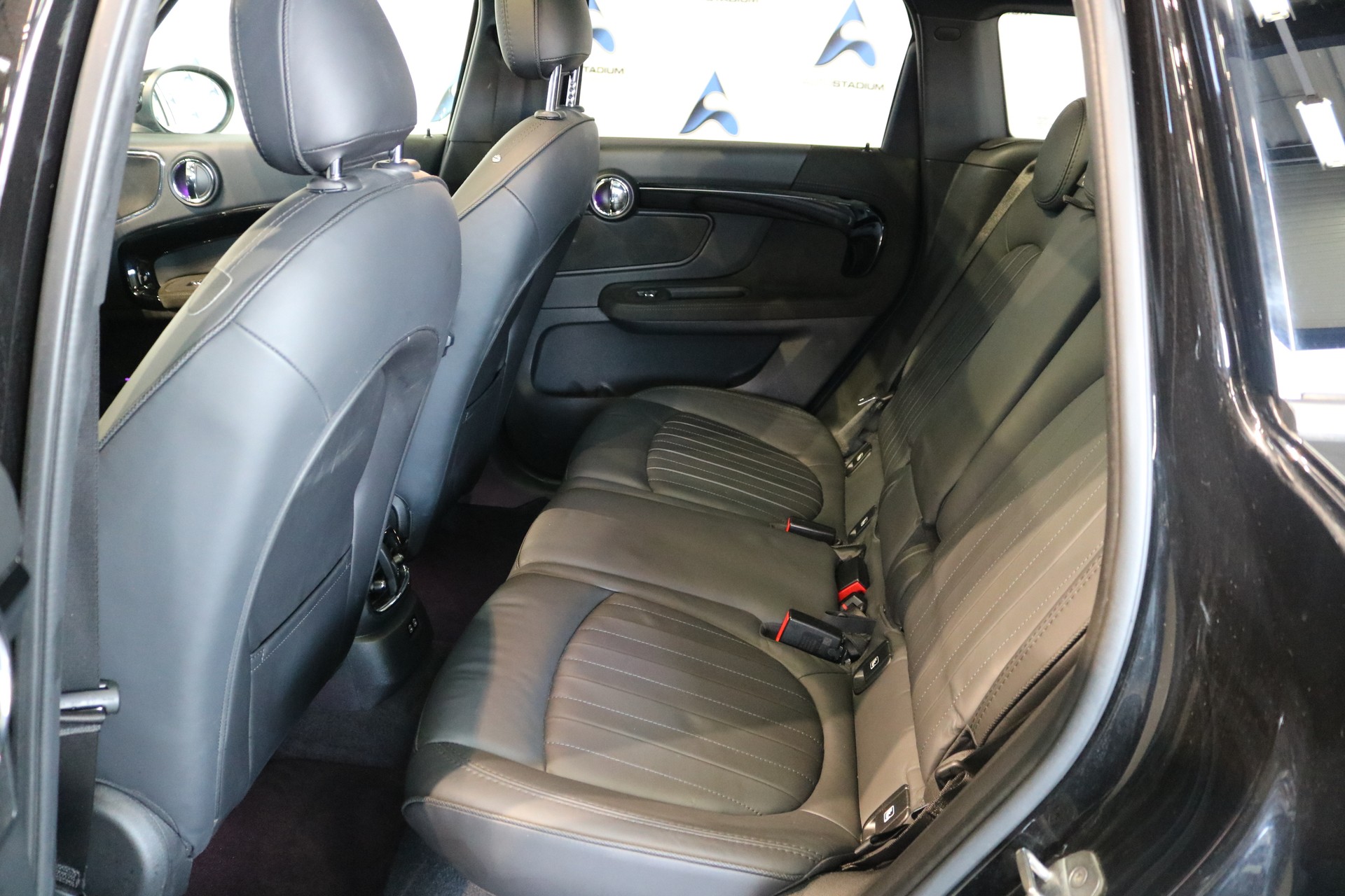 MINI Countryman Cooper S E ALL4 PHEV Steptronic-image-37