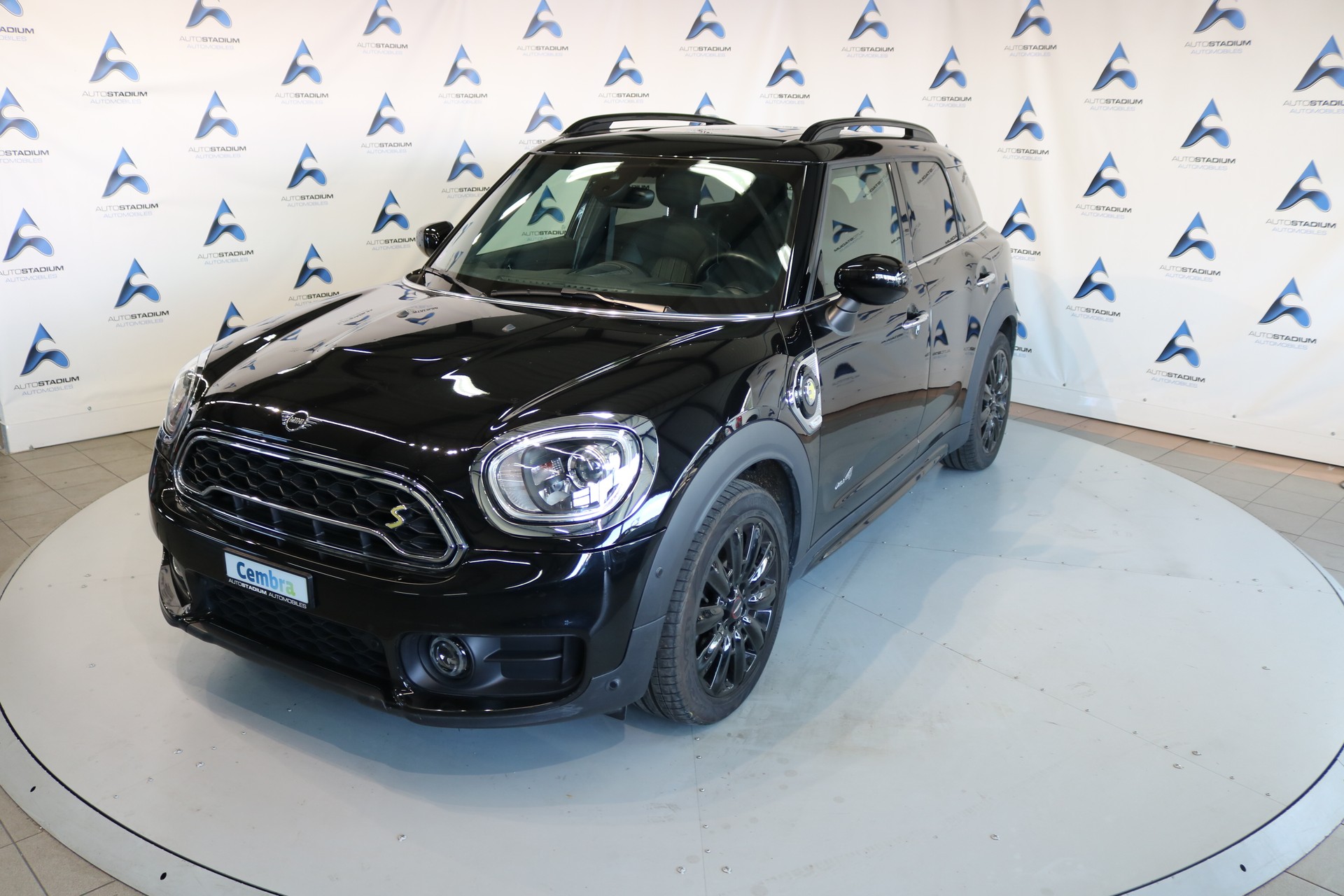MINI Countryman Cooper S E ALL4 PHEV Steptronic-image-12