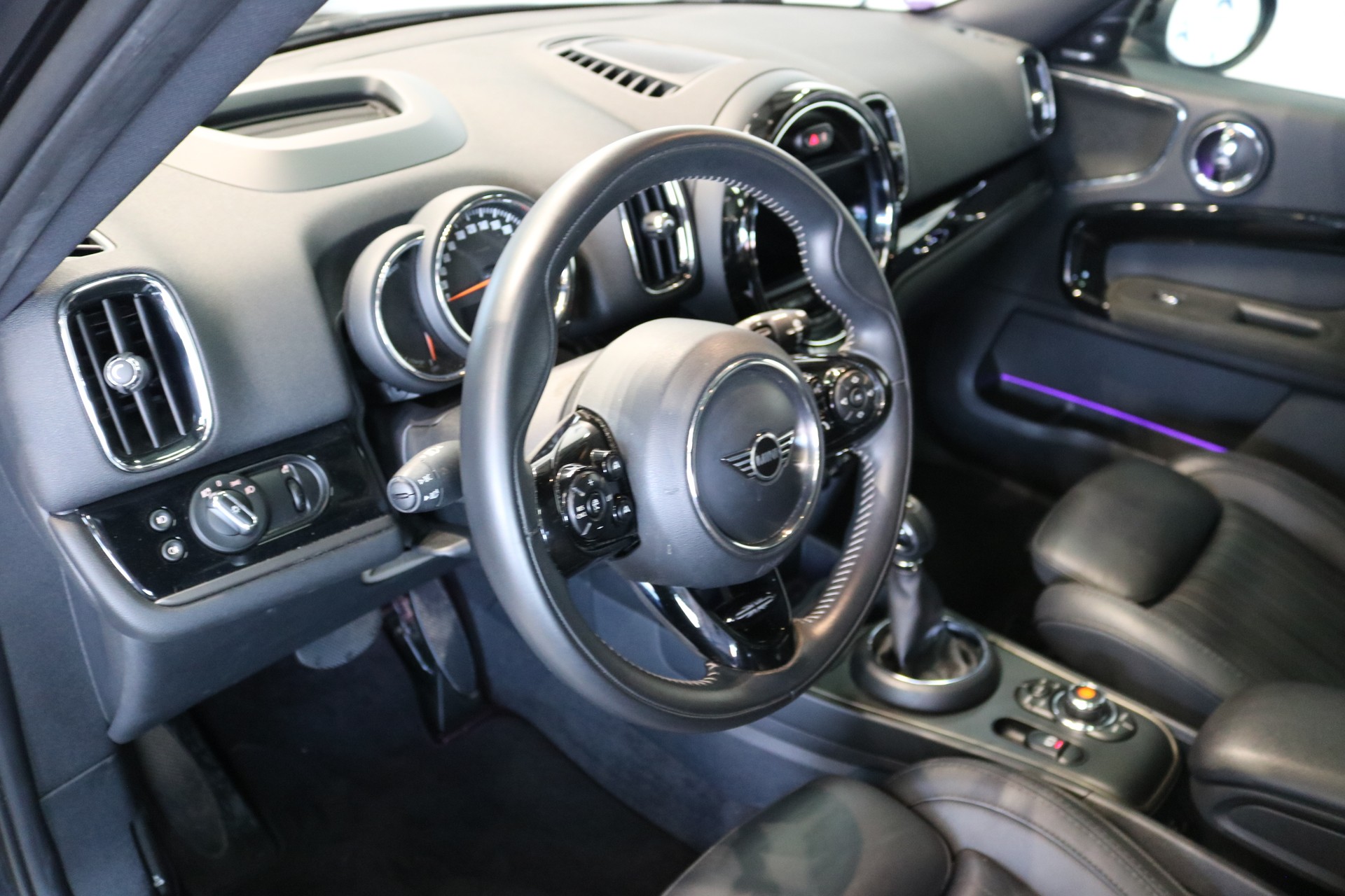 MINI Countryman Cooper S E ALL4 PHEV Steptronic-image-41