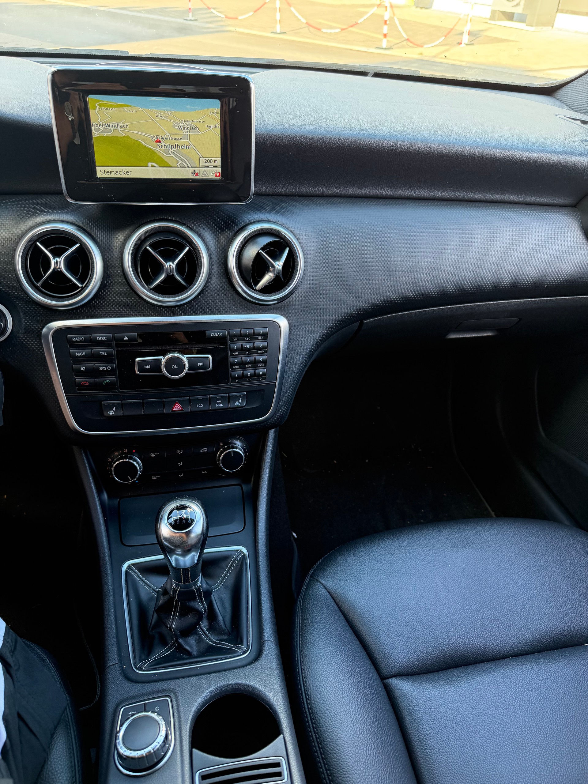 MERCEDES-BENZ A 180 CDI Style-image-13
