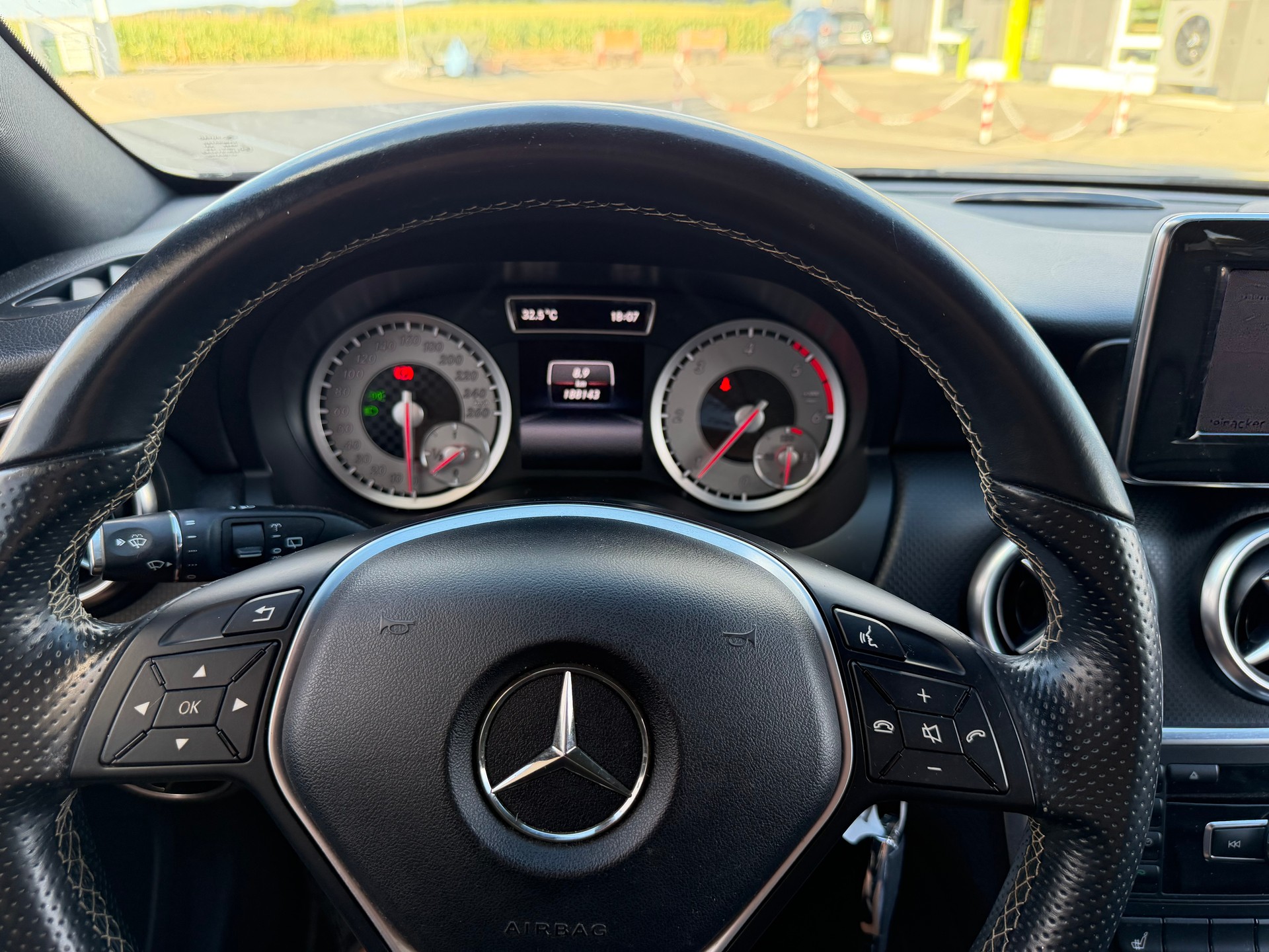 MERCEDES-BENZ A 180 CDI Style-image-12