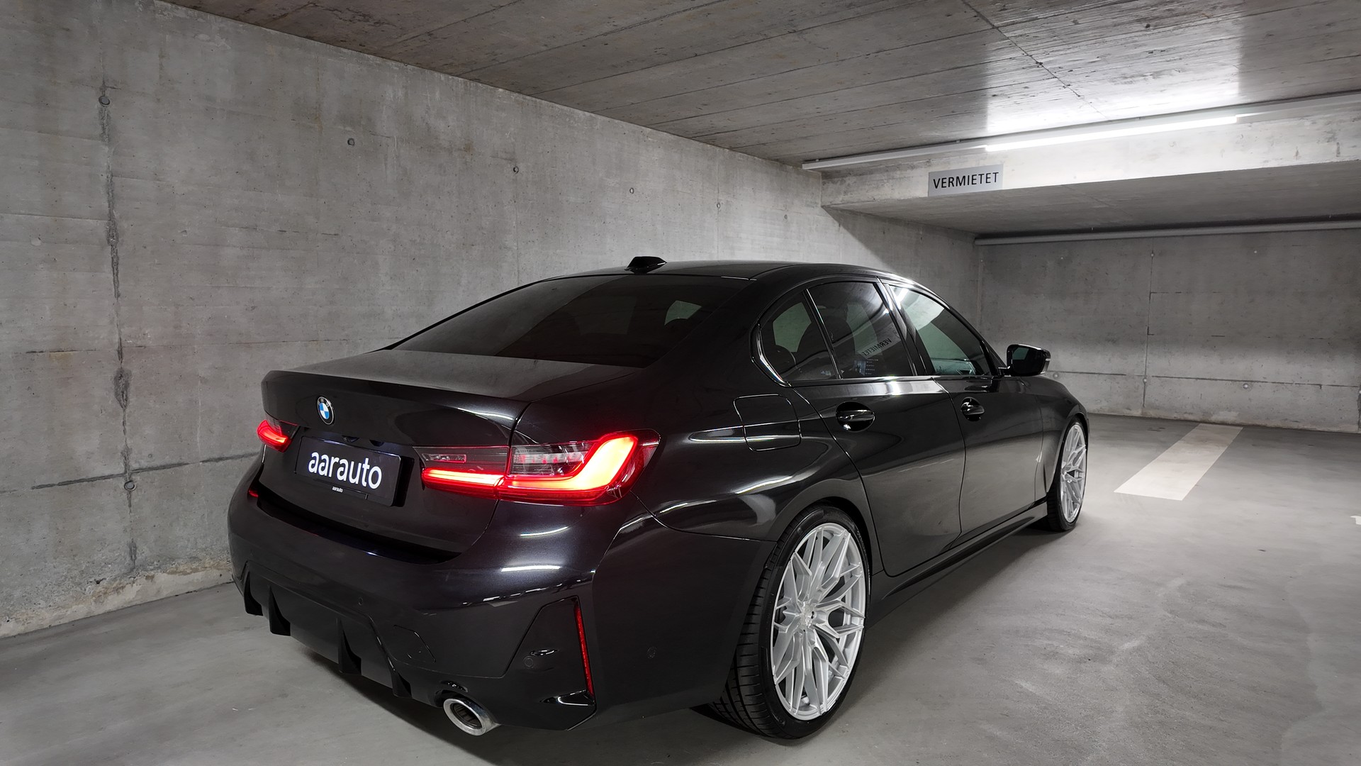 BMW 320d xDrive 48V Steptronic M Sport-image-5