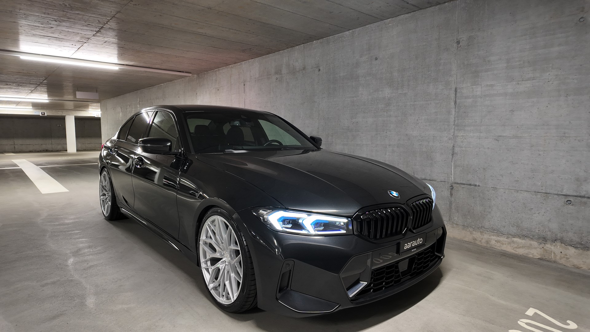 BMW 320d xDrive 48V Steptronic M Sport-image-4