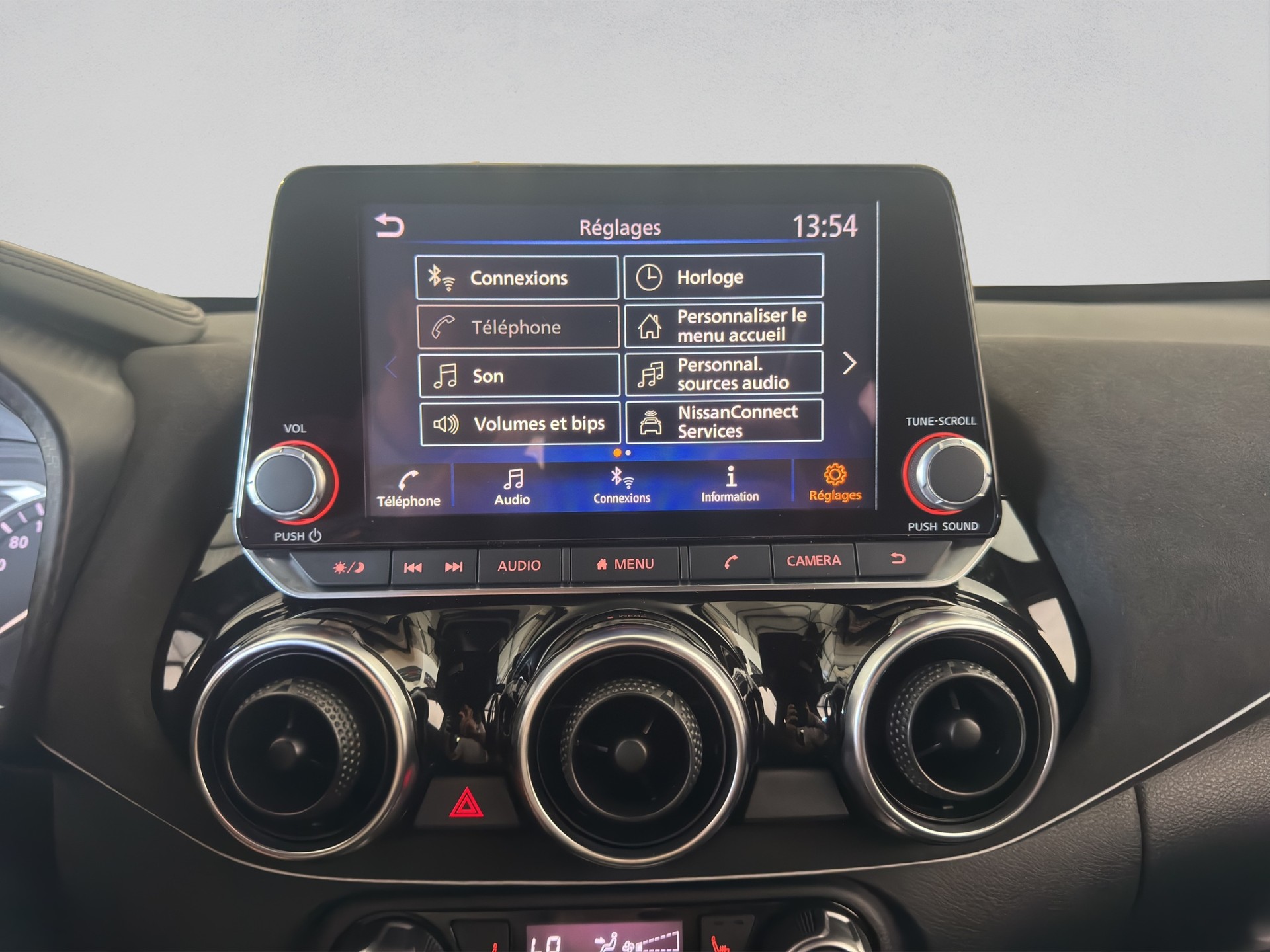 NISSAN Juke 1.0 DIG-T N-Design DCT-image-23