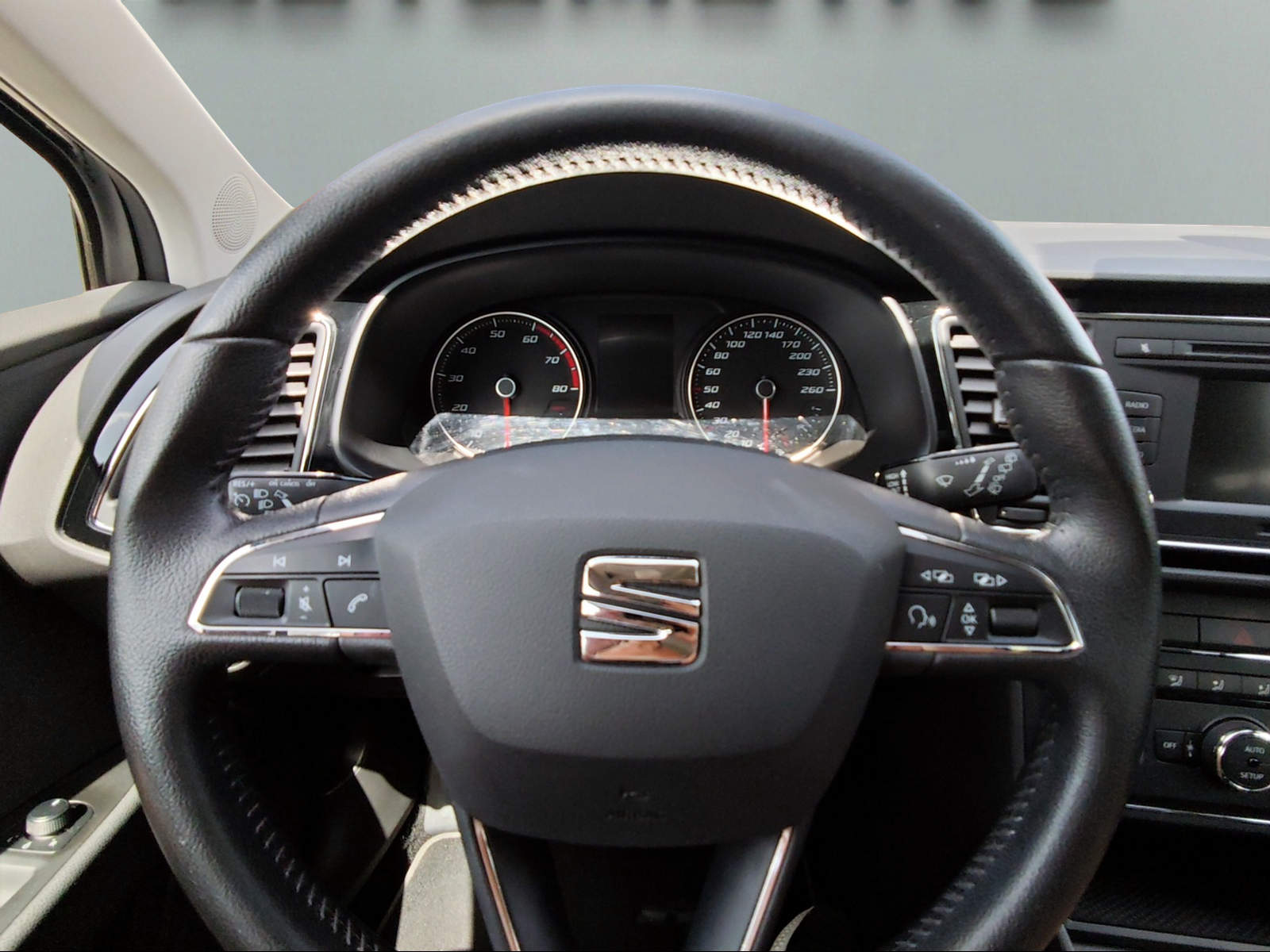 SEAT Leon 1.4 TSI Style-image-10