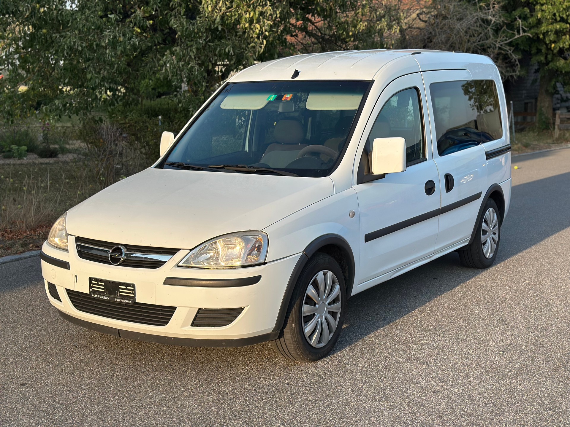 OPEL Combo 1.6 CNG ecoFLEX Enjoy-image-0