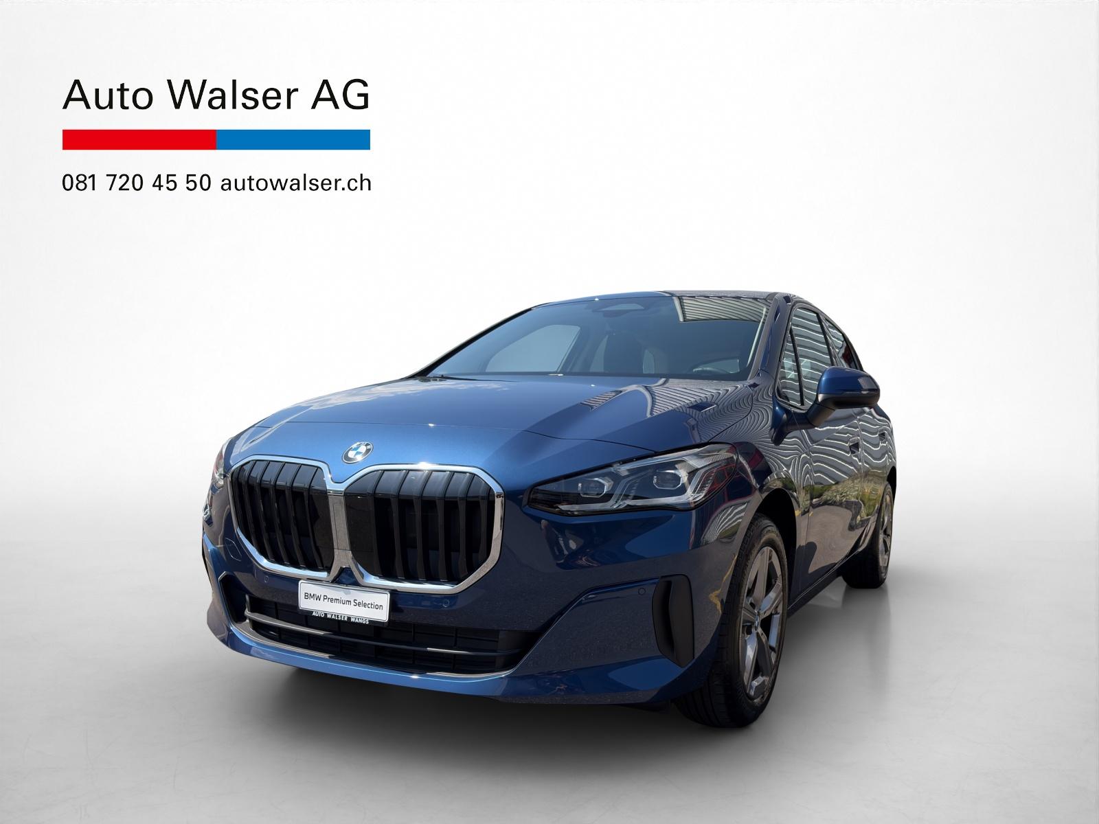 BMW 220i Active Tourer-image-0