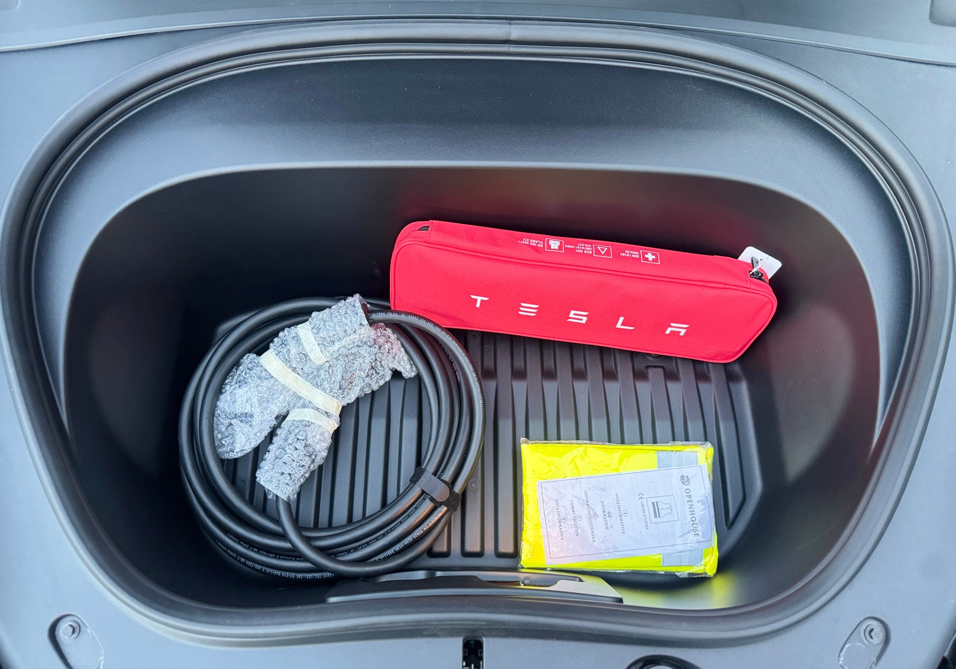 TESLA Model 3 Dual Motor Performance AWD / Highland / HW4-image-13