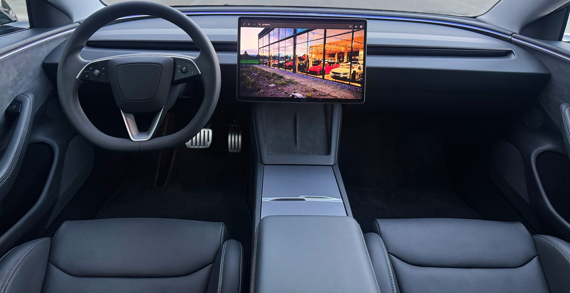 TESLA Model 3 Dual Motor Performance AWD / Highland / HW4-image-7