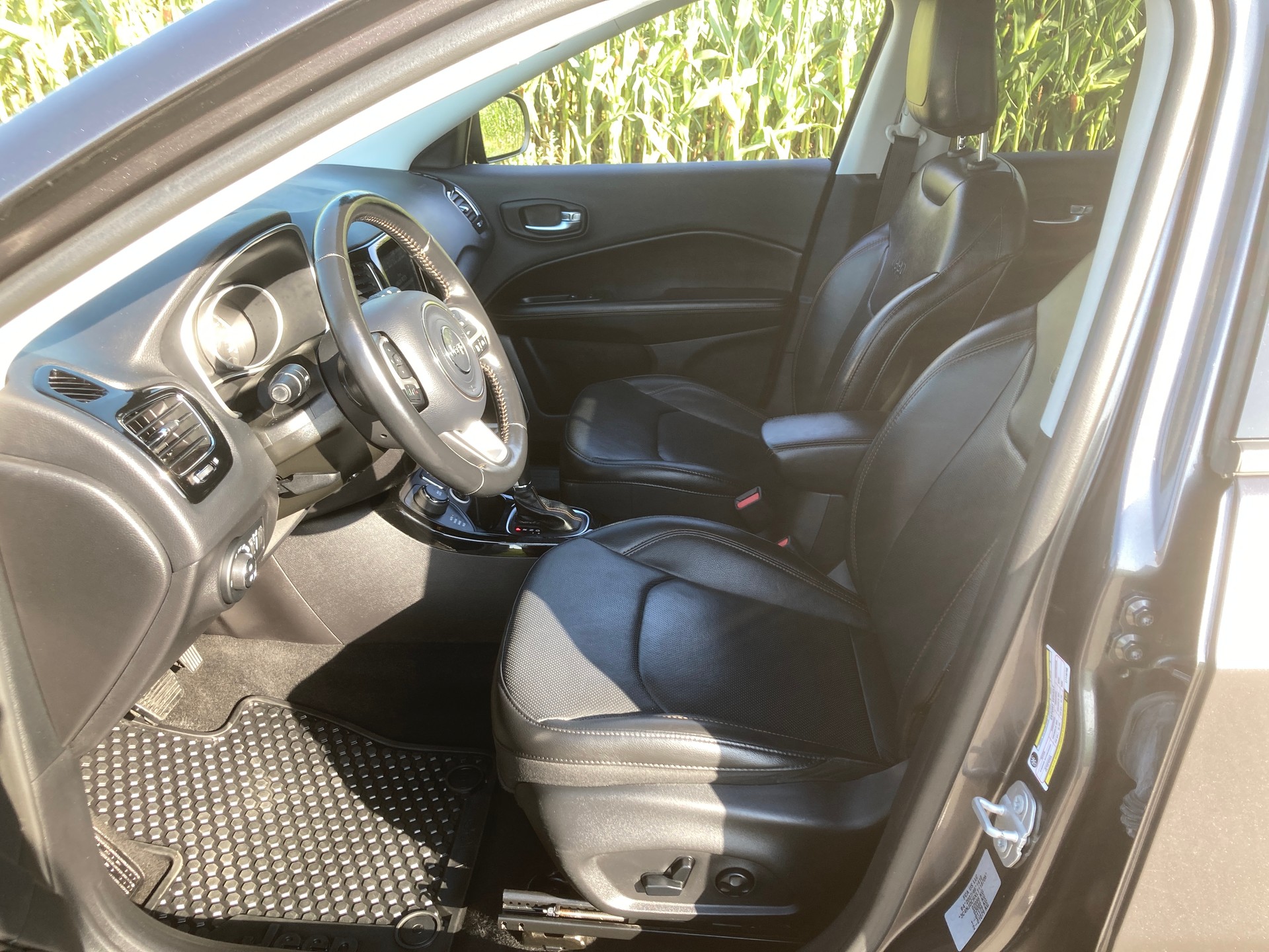 JEEP Compass 1.4 Turbo Limited AWD 9ATX-image-8