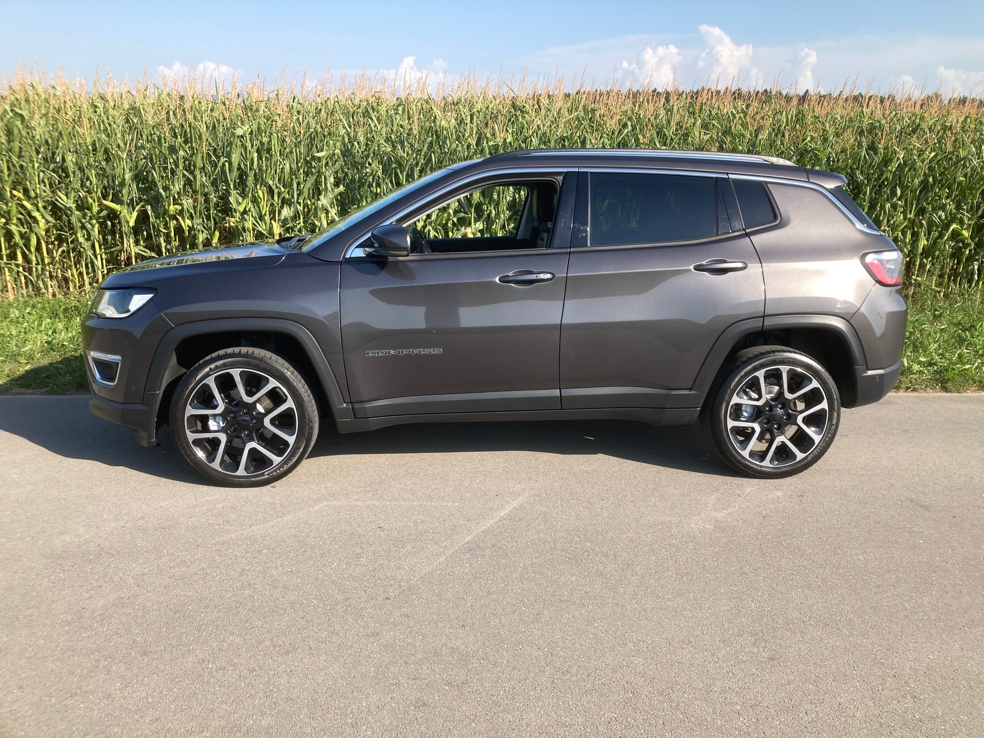 JEEP Compass 1.4 Turbo Limited AWD 9ATX-image-4