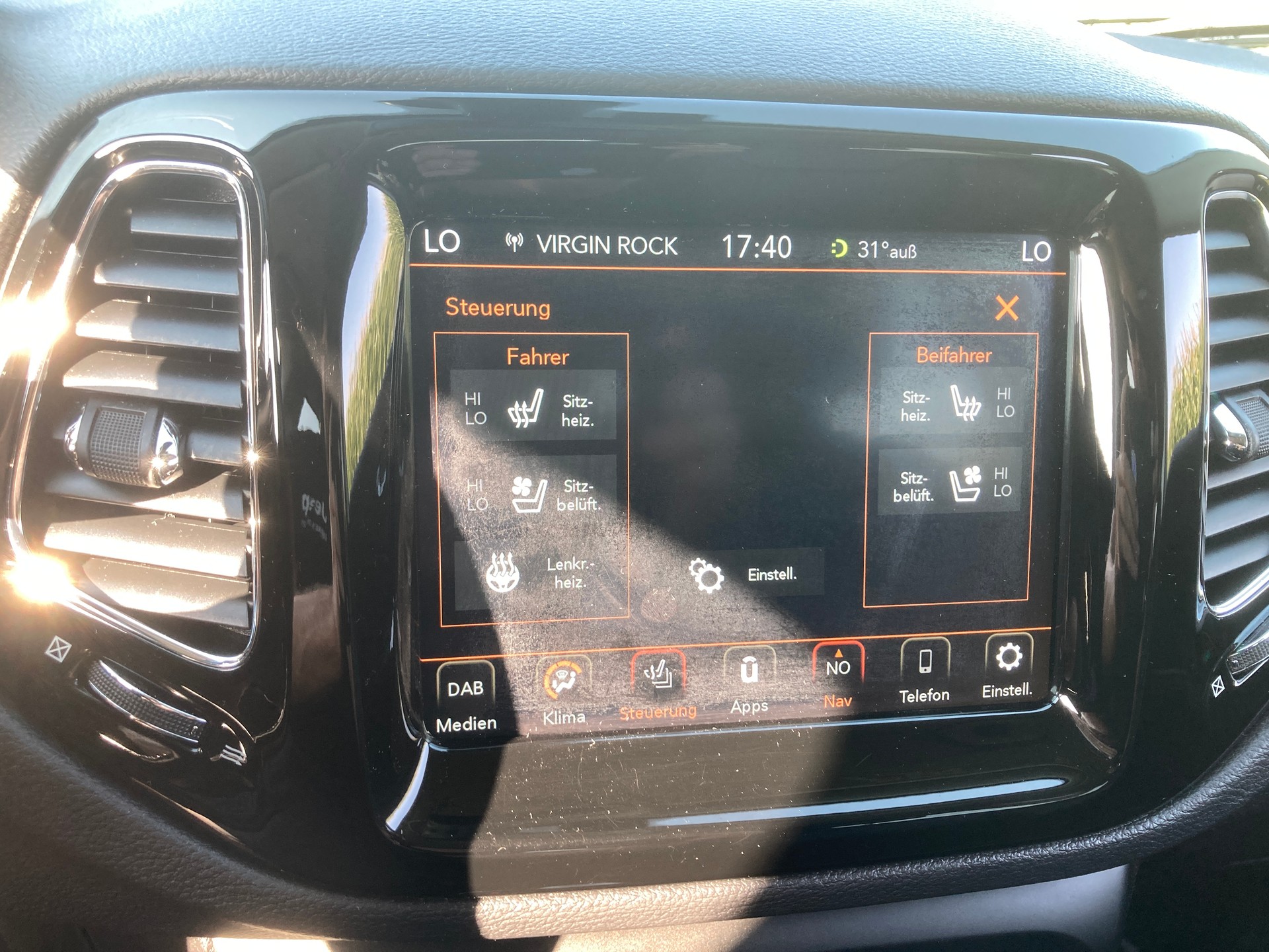 JEEP Compass 1.4 Turbo Limited AWD 9ATX-image-15