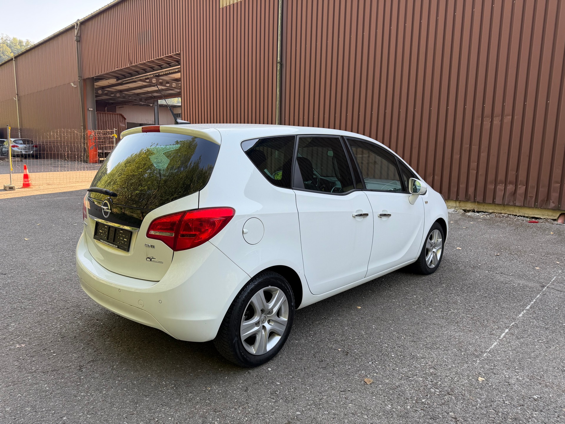OPEL Meriva 1.7 CDTi Enjoy Automatic-image-7