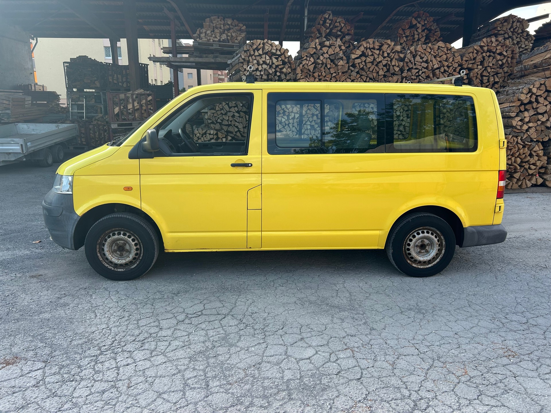 VW T5 Caravelle Trend 1.9 TDI PD-image-0