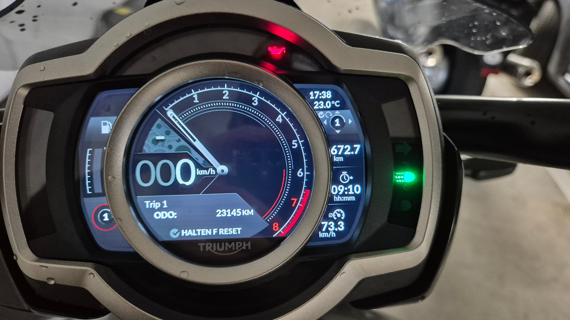 TRIUMPH Rocket 3 R