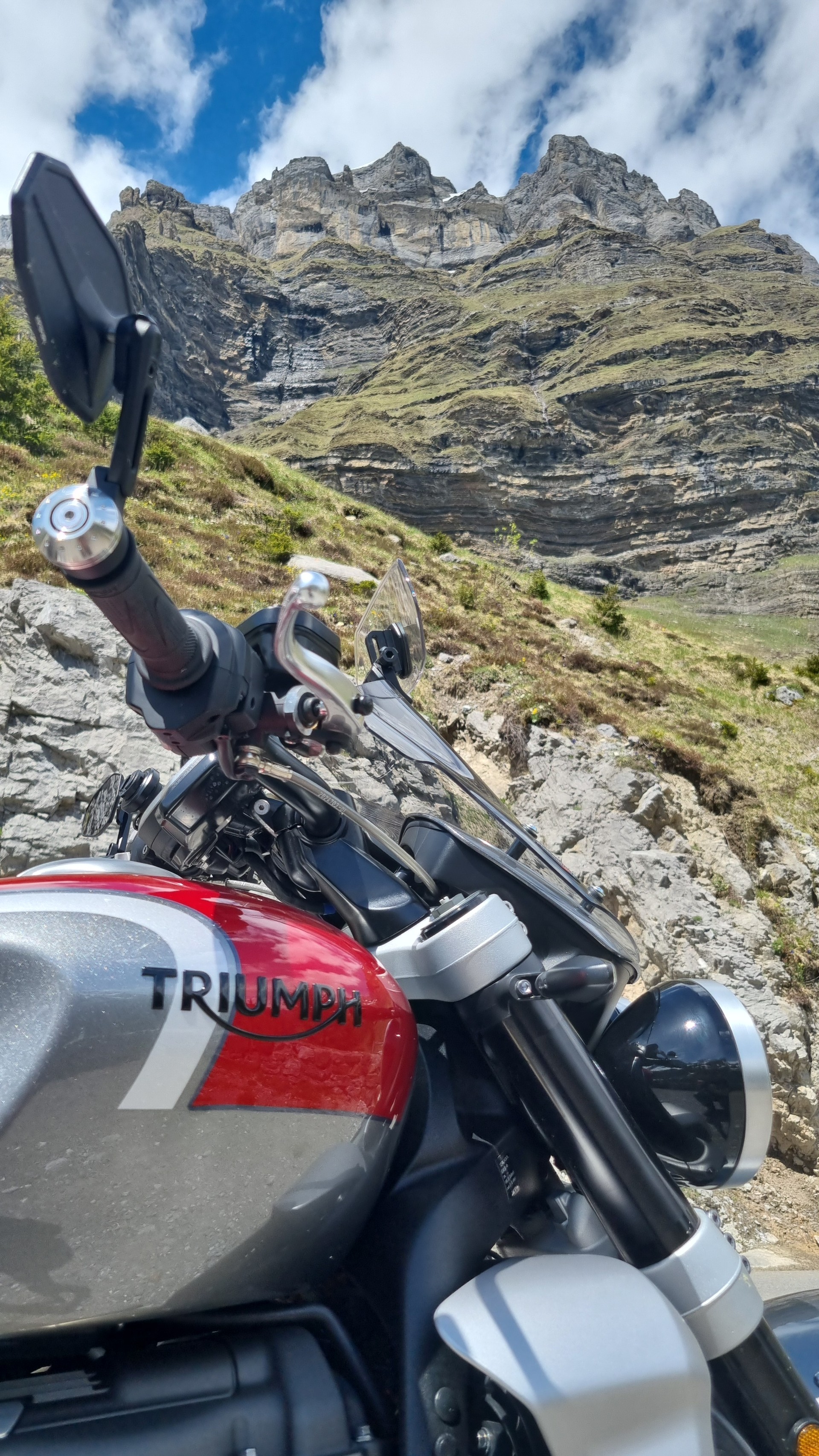 TRIUMPH Rocket 3 R-image-6