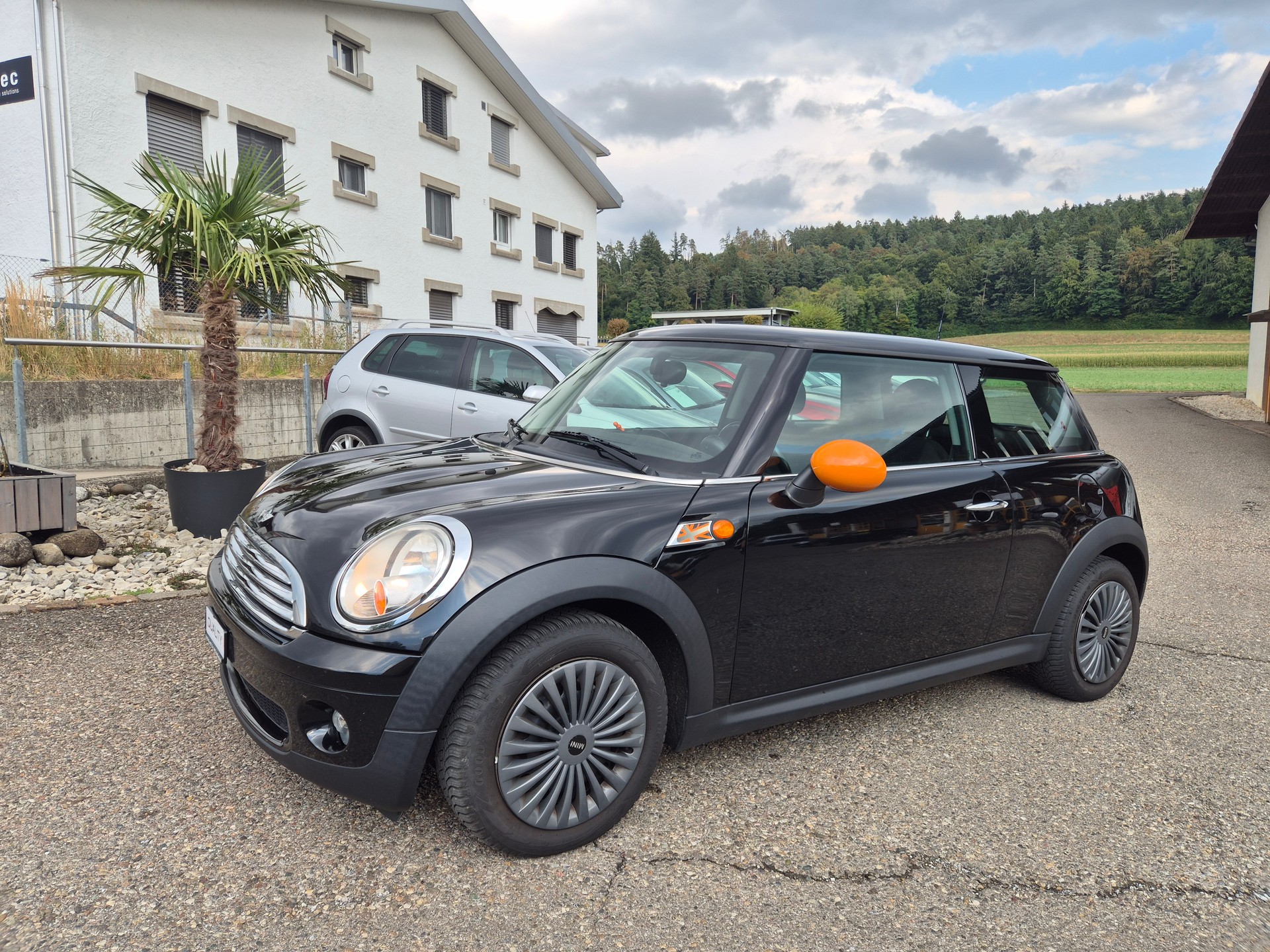 MINI One-image-8