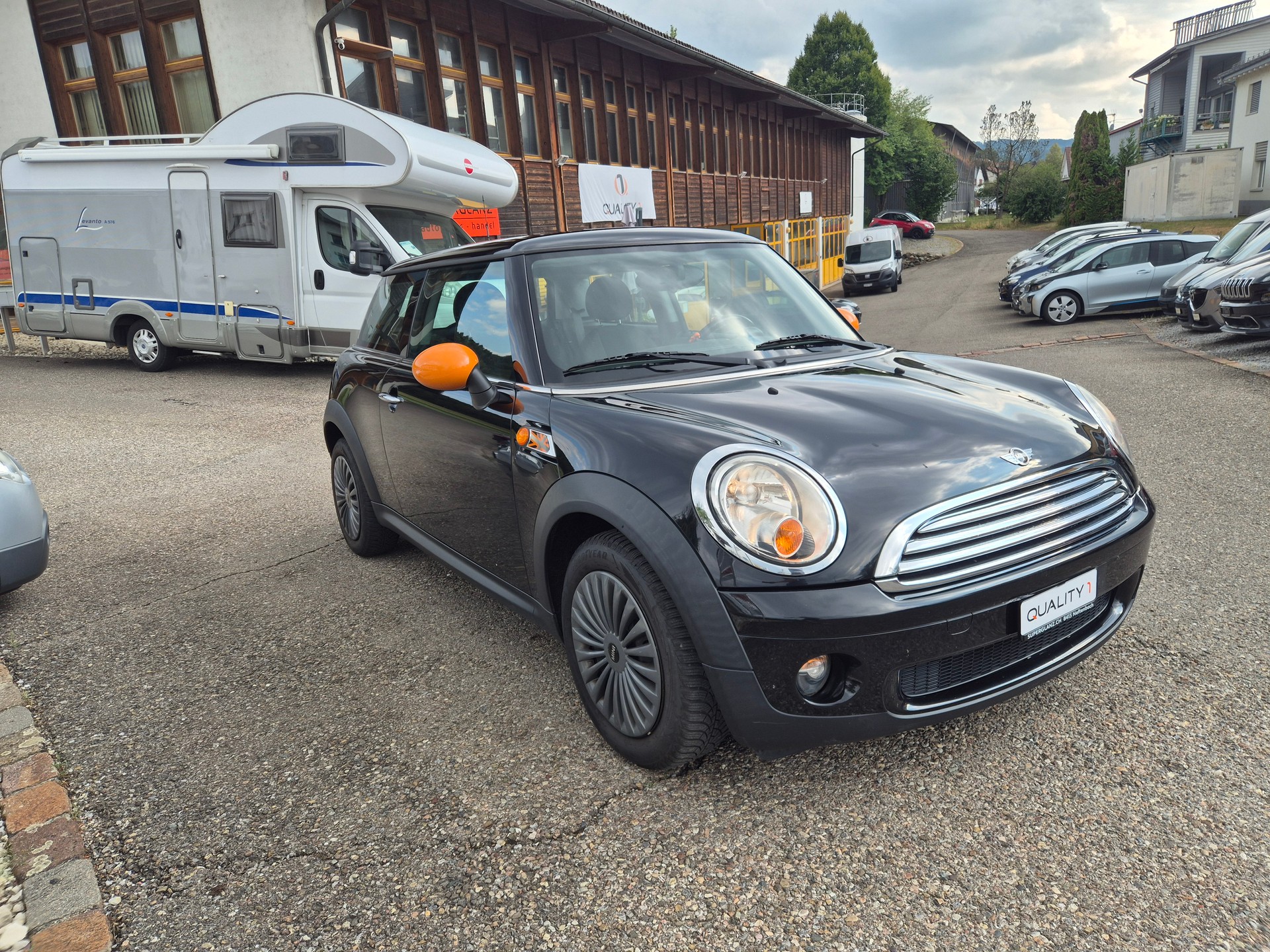 MINI One-image-9