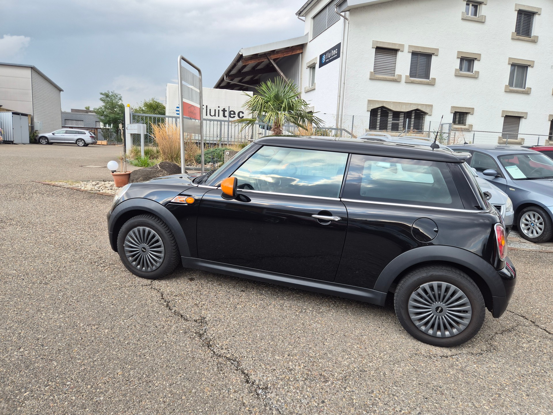 MINI One-image-7