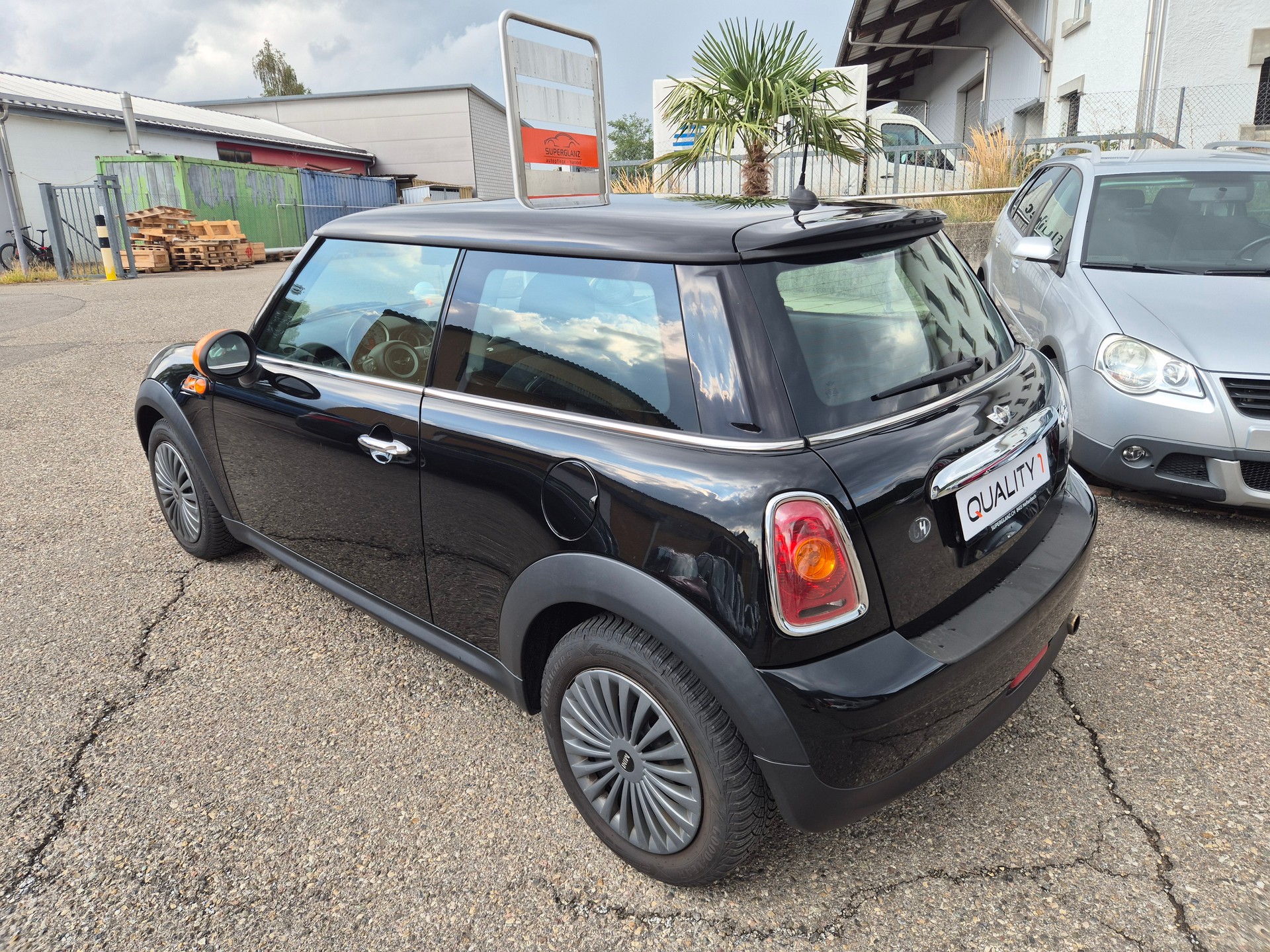 MINI One-image-5