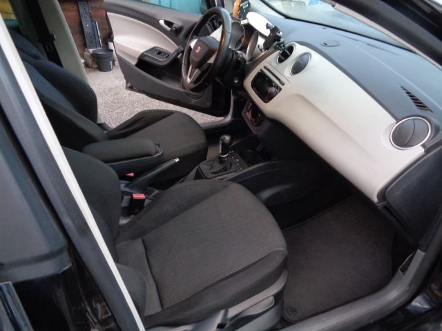 SEAT Ibiza 1.4 Sport-image-5