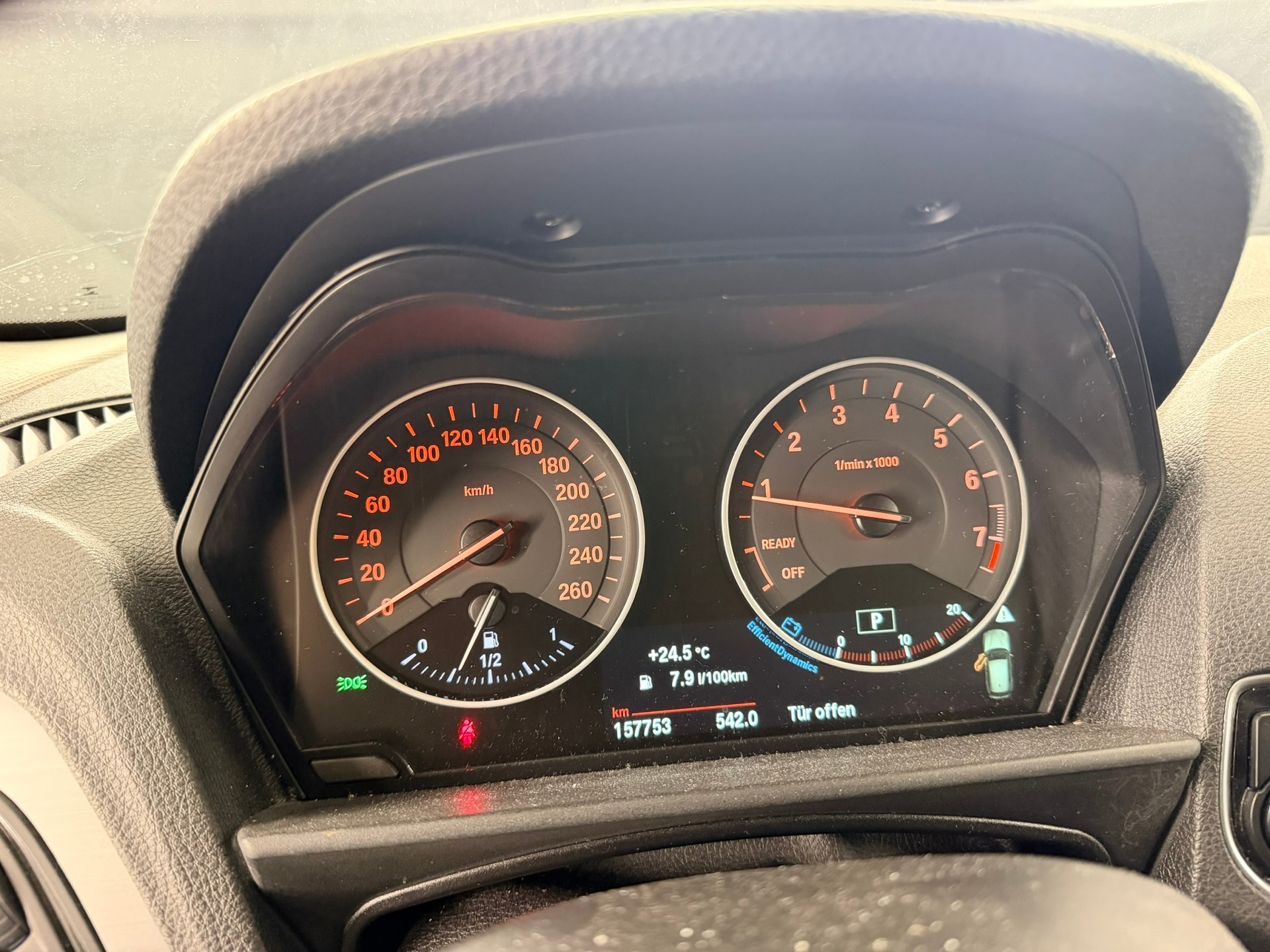 BMW 116i Sport Line Steptronic-image-13