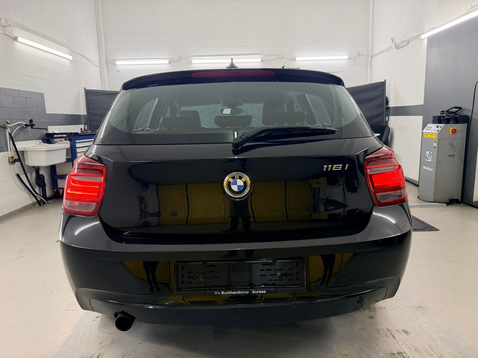 BMW 116i Sport Line Steptronic-image-4