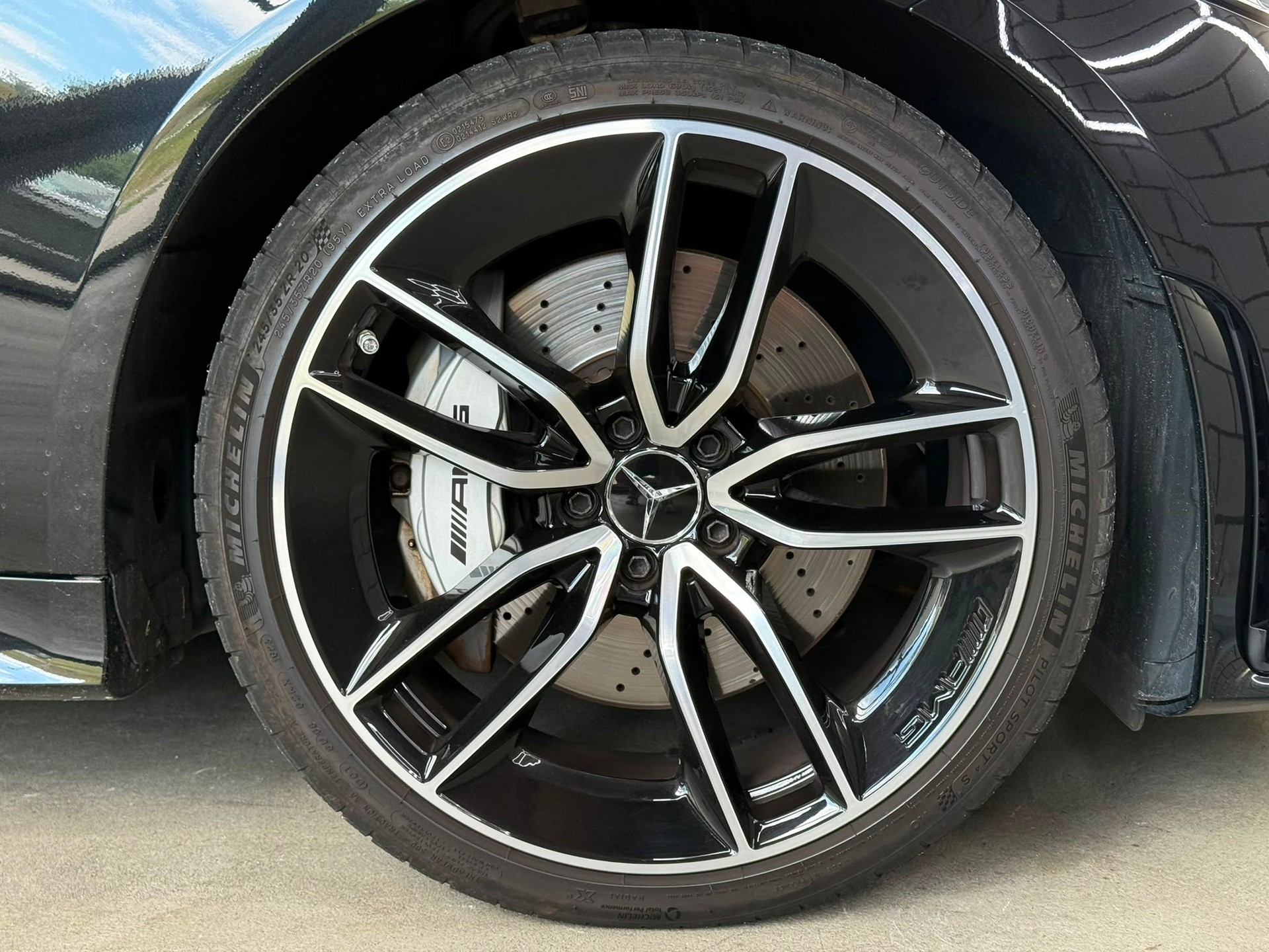 MERCEDES-BENZ CLS 53 AMG 4 Matic+-image-15